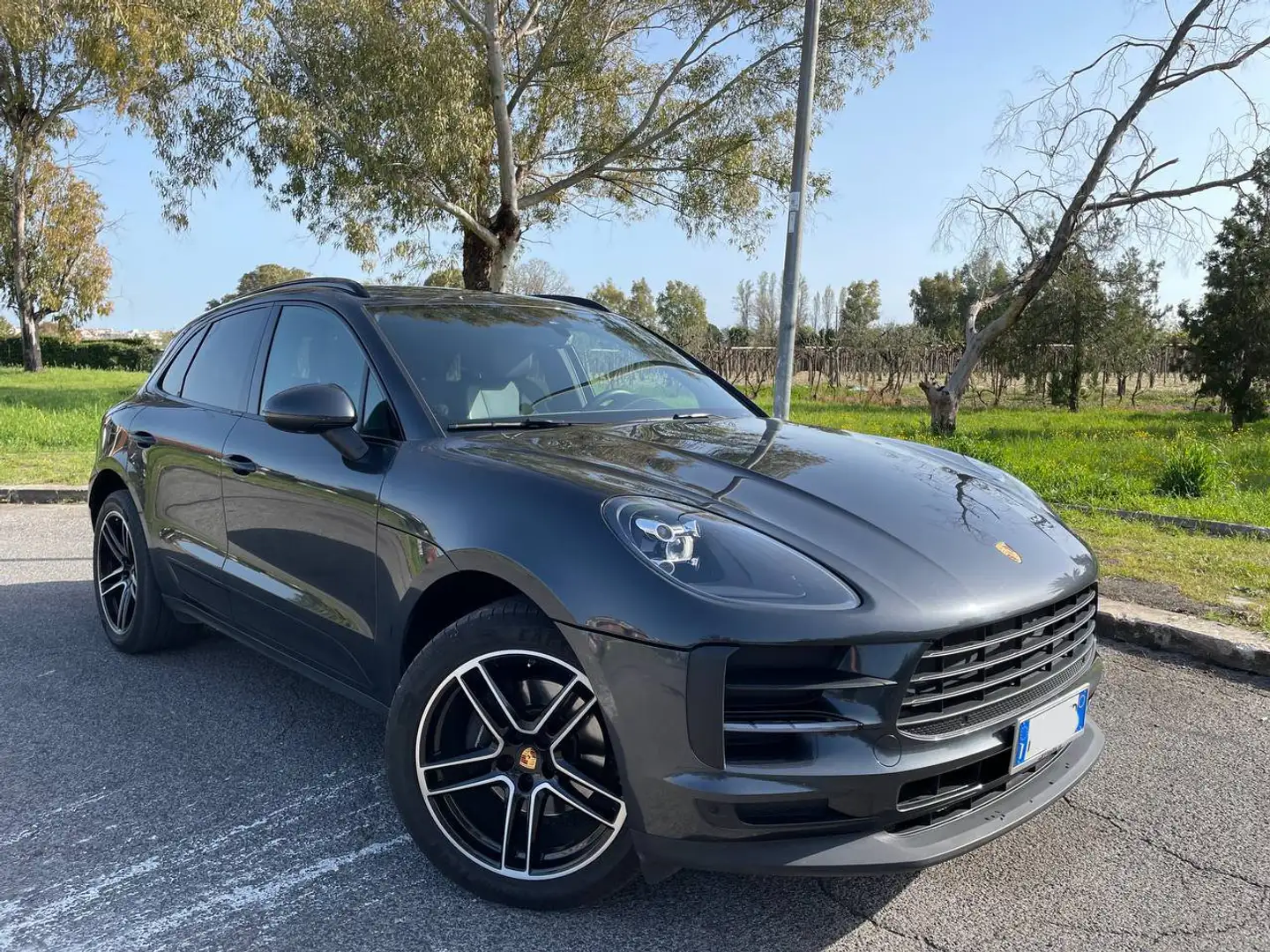 Porsche Macan Macan I 2019 2.0 245cv pdk - Turbo look Grigio - 1