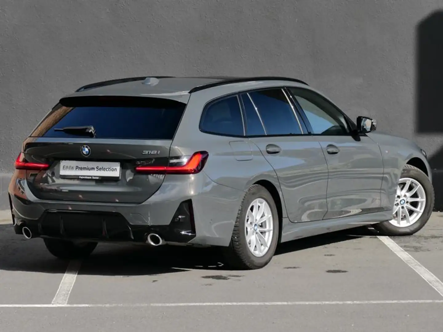 BMW 318 318iA Touring M Sport | PANO | Gris - 2