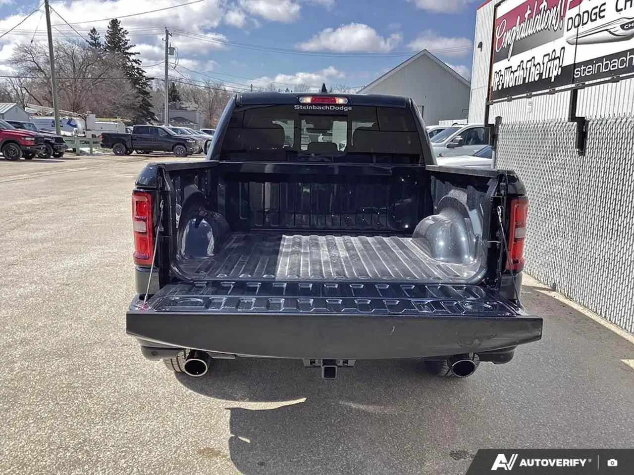 RAM 1500 снимка RAM 1500