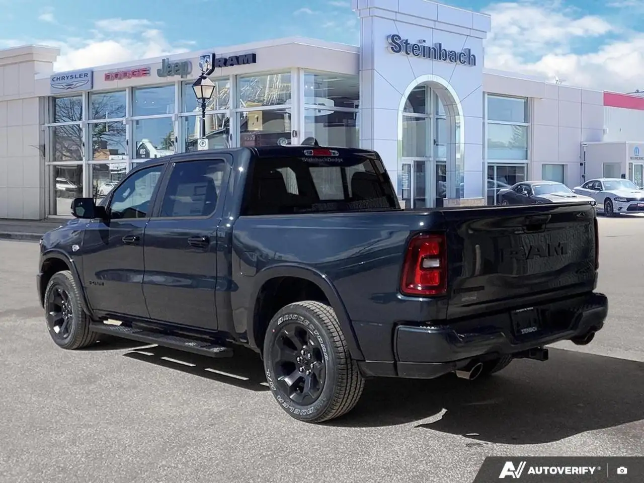 RAM 1500 снимка RAM 1500