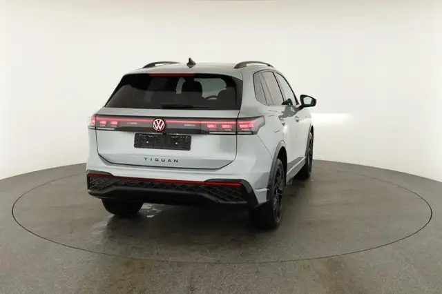 Volkswagen Tiguan 2.0 TDI 142 kW 4Motion R-Line DSG 4M Black, 20-... Ansicht 18