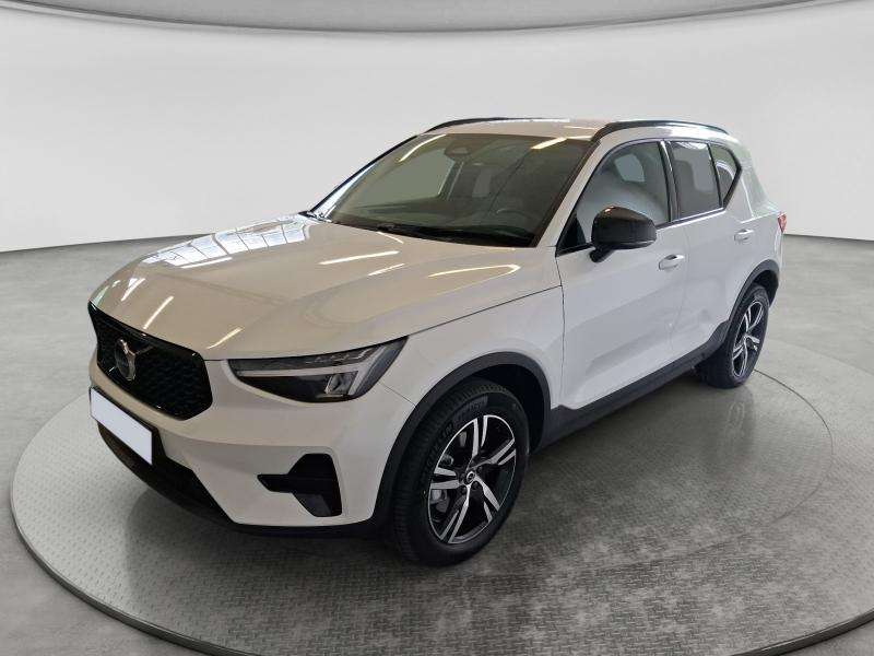 Volvo XC40 2026
