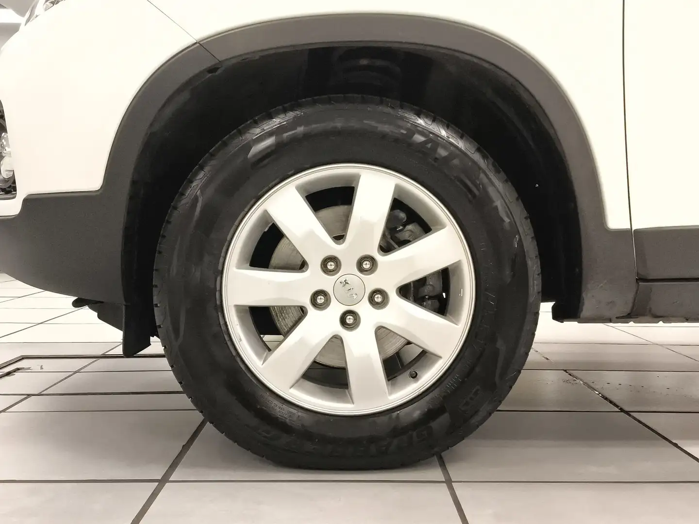 Kia Sorento 2.0 CRDi Drive 4x2 Alb - 2