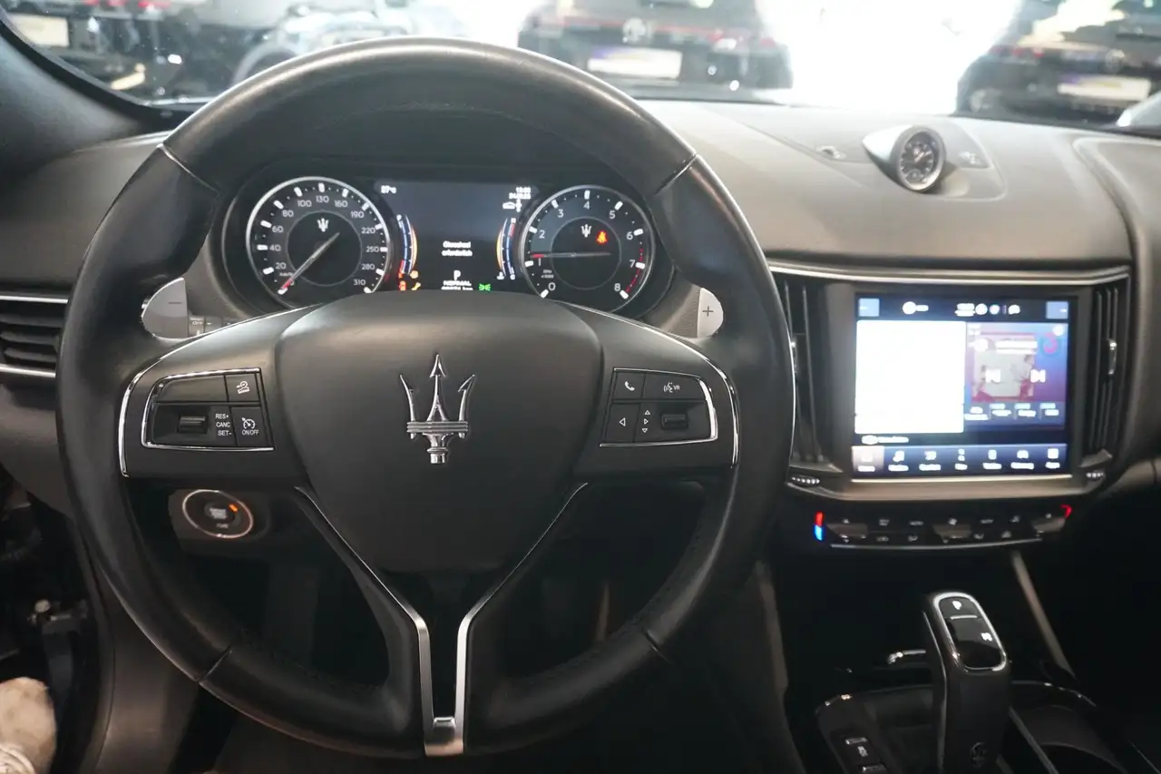 Maserati Levante 2022 — фото 11