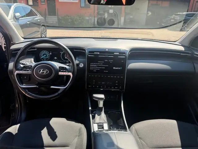Hyundai Tucson view 9