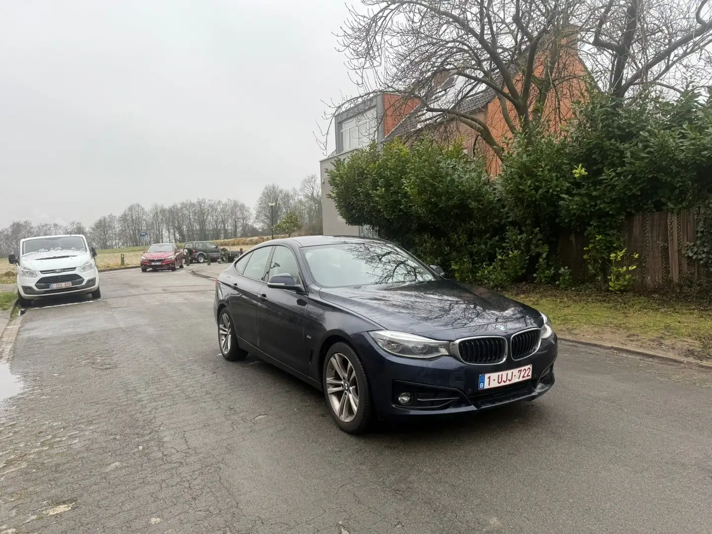BMW 320 Gran Turismo x drive Bleu - 2