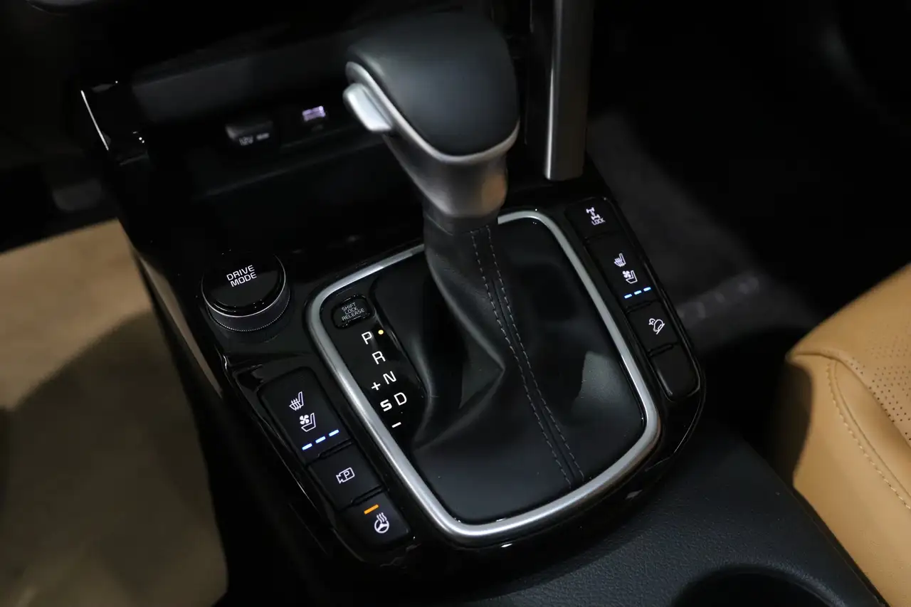 Kia Seltos снимка Kia Seltos