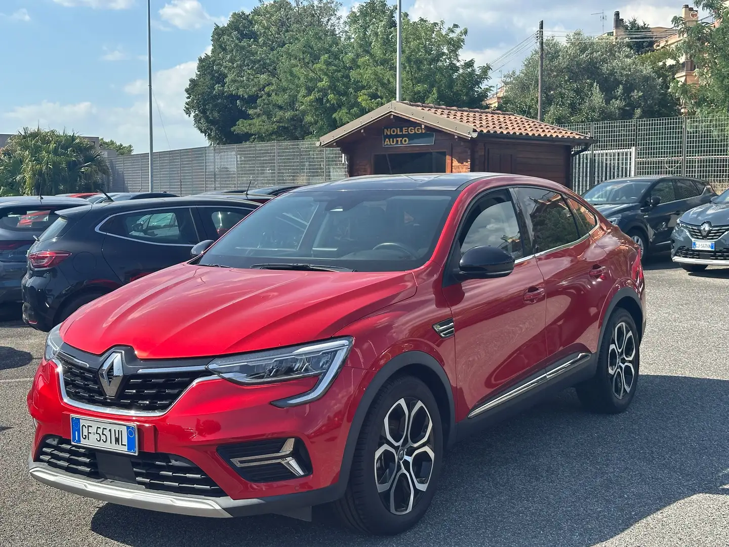 Renault Arkana Arkana 2021 1.6 E-Tech full hybrid Intens 145cv Rood - 1