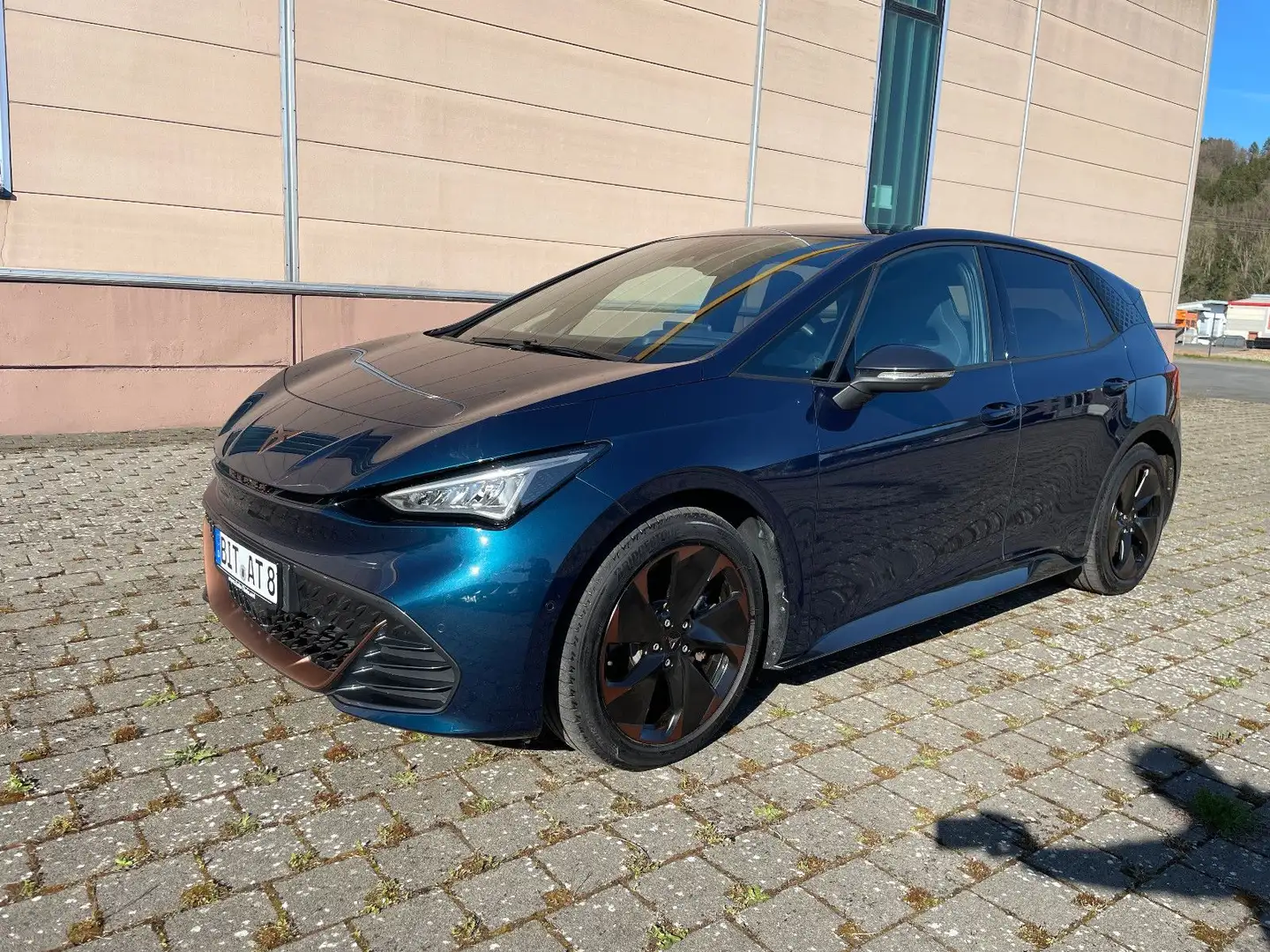 CUPRA Born 170 kW Blau - 1
