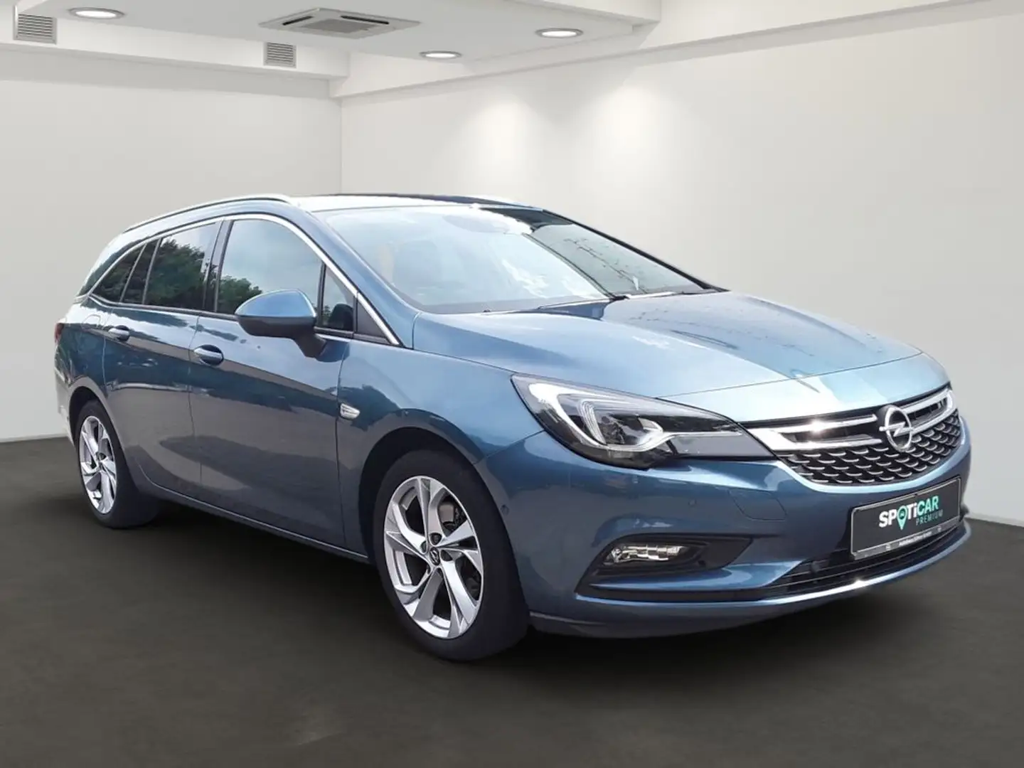 Opel Astra 1.6 Turbo S/S Sports Tourer Innovation - 2