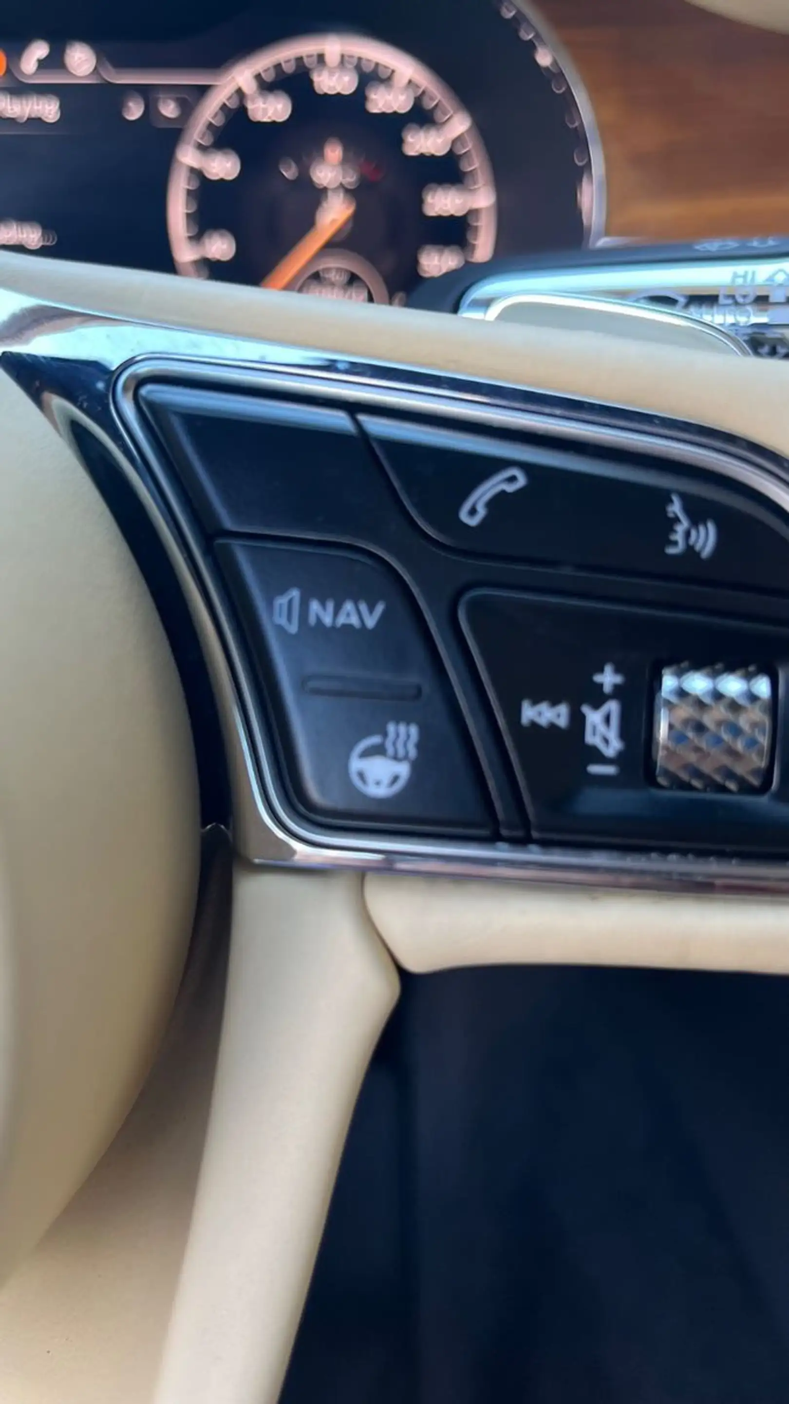 Bentley Continental GTC V8 Matrix-LED 21" BelüfteteSitz — photo 13