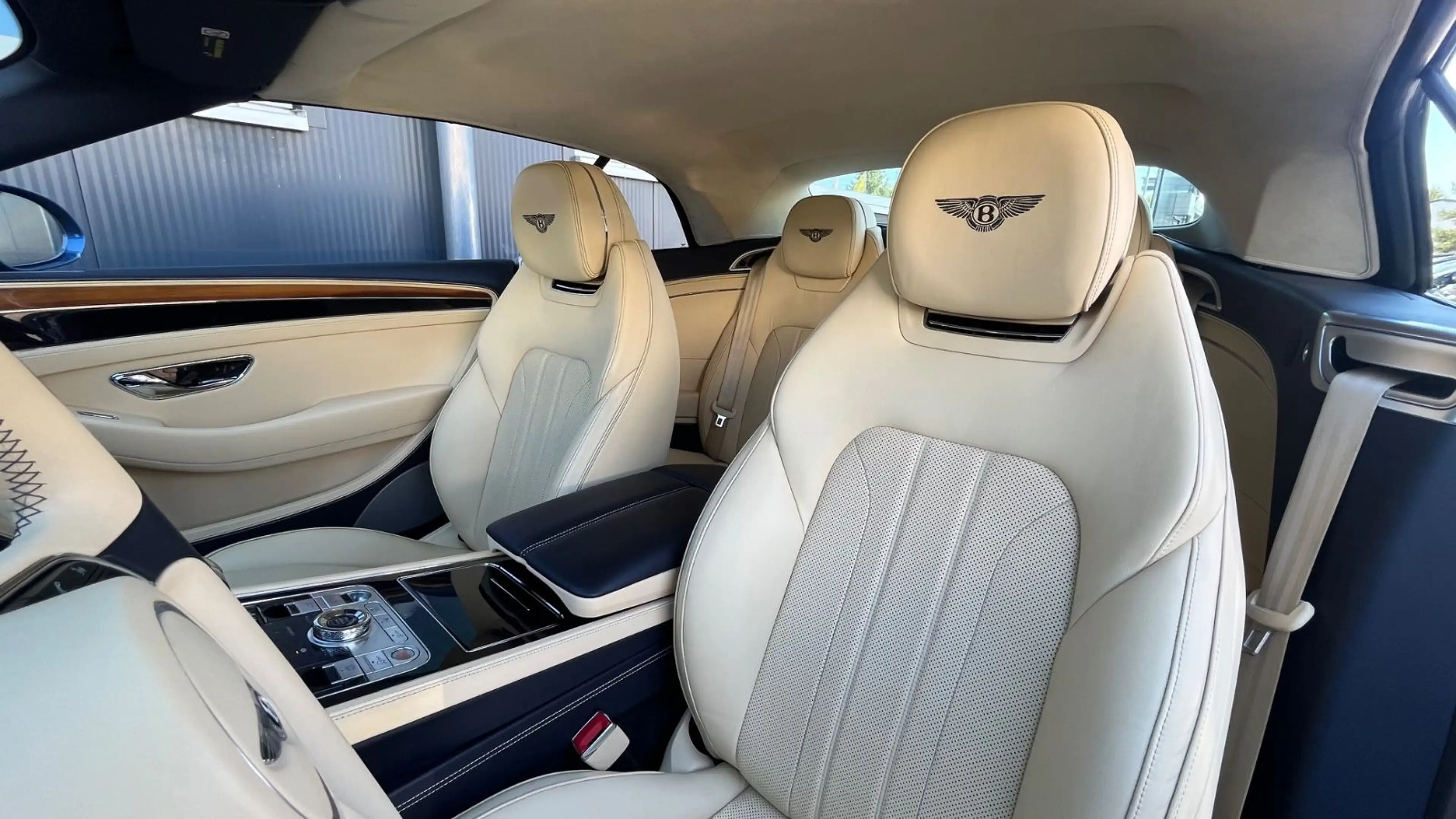 Bentley Continental GTC V8 Matrix-LED 21" BelüfteteSitz — photo 5