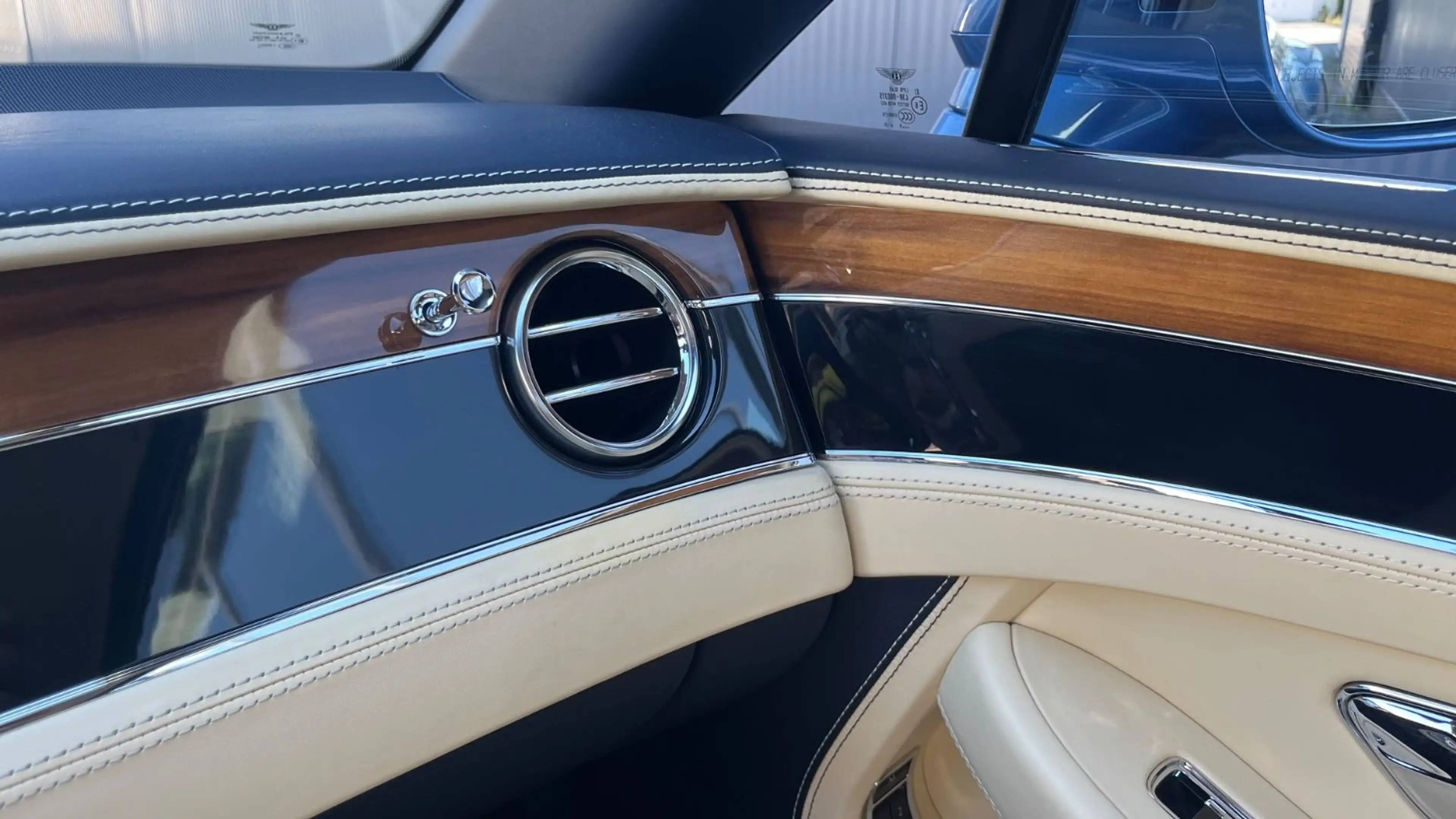 Bentley Continental GTC V8 Matrix-LED 21" BelüfteteSitz — photo 10