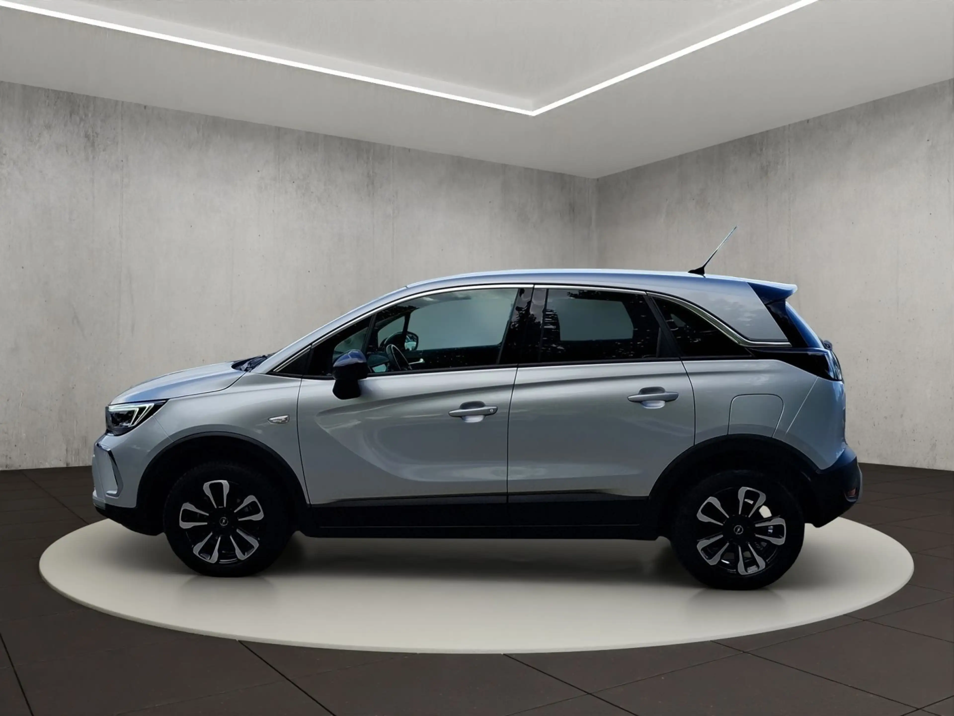 Opel Crossland , Elegance Paket, 1.2 Direct Injection — photo 2