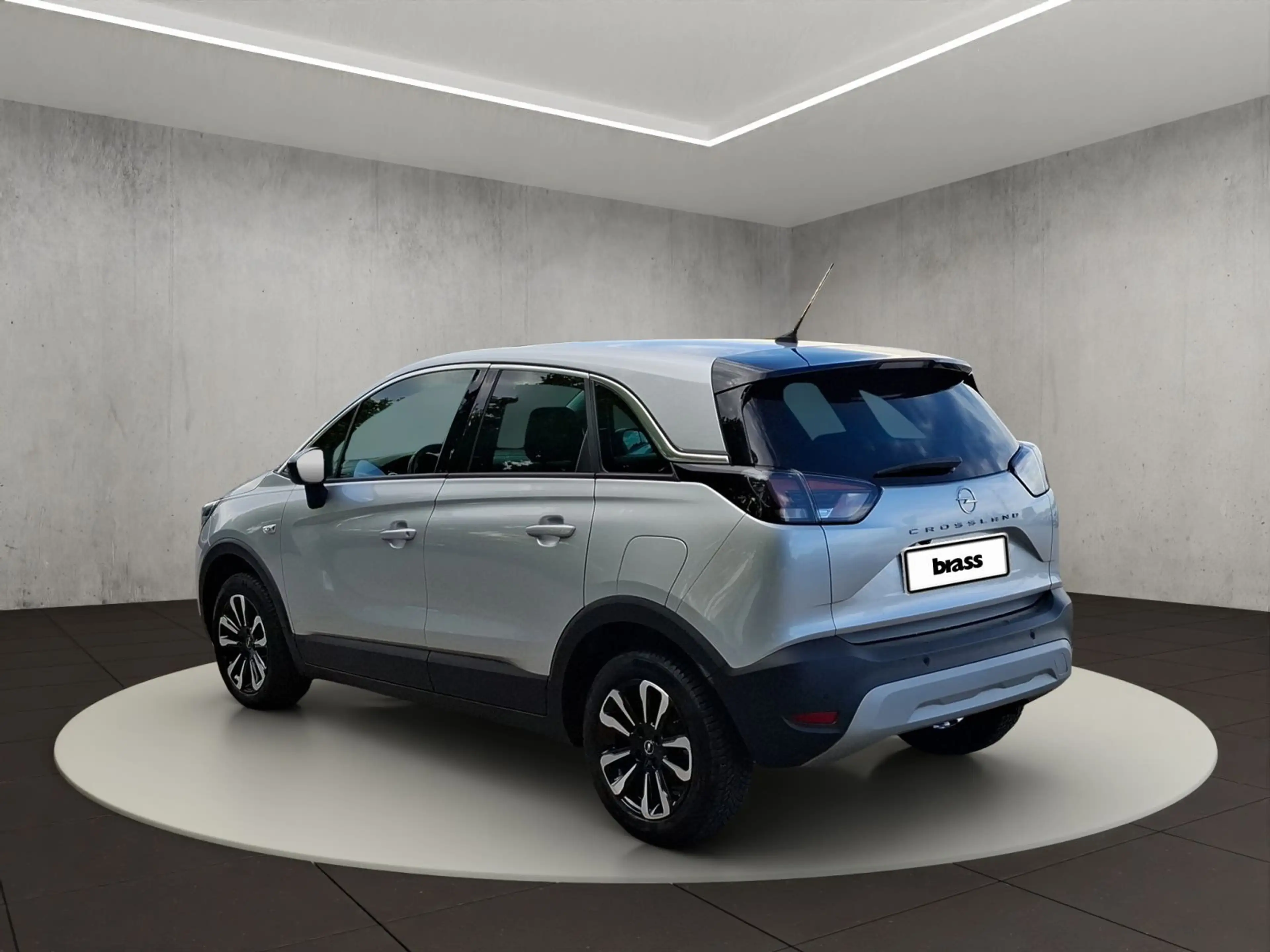 Opel Crossland , Elegance Paket, 1.2 Direct Injection — photo 3