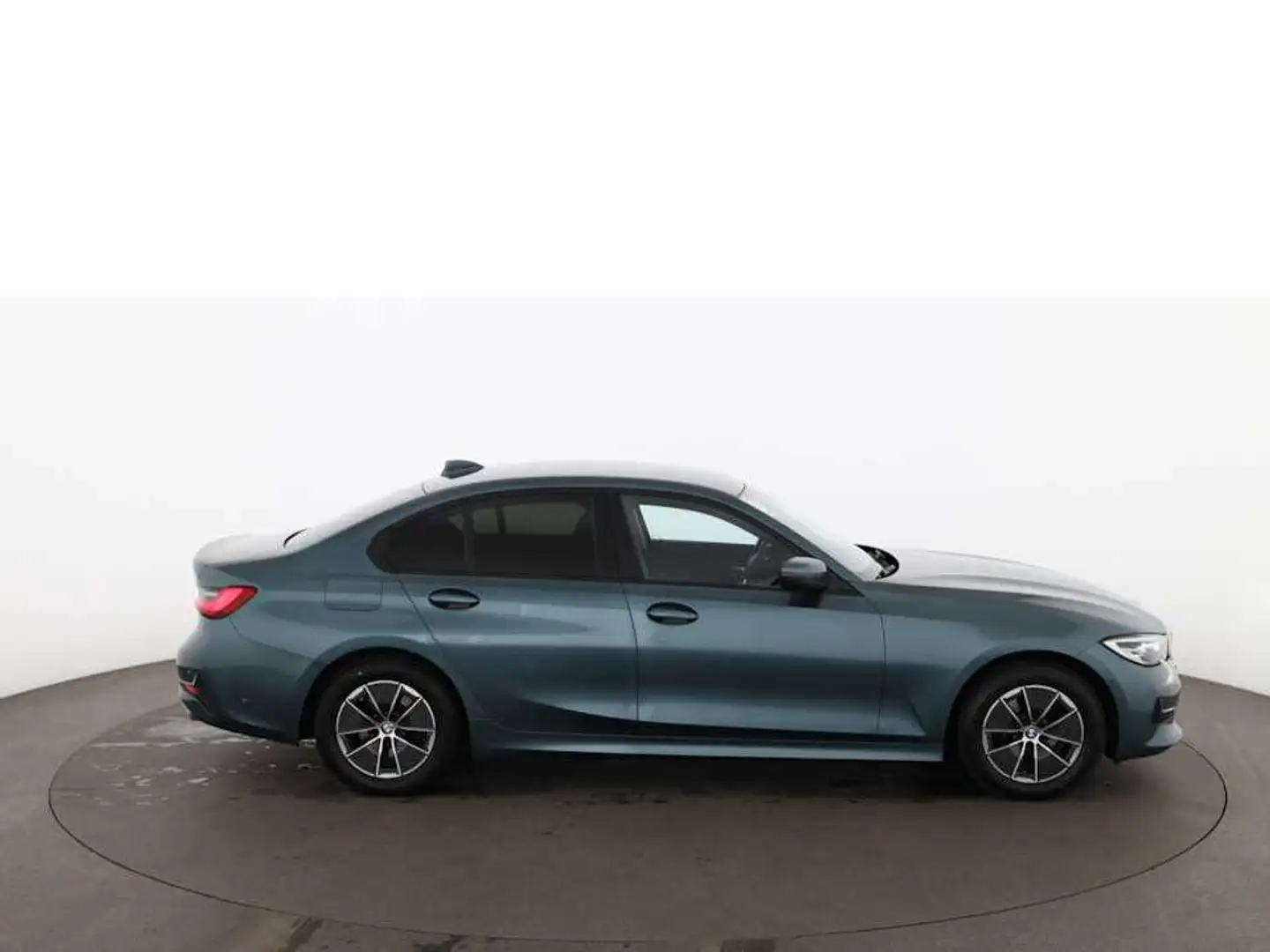 BMW 318 d Advantage Aut LED LEDER DIGI-TACHO NAVI H/K Blue - 2