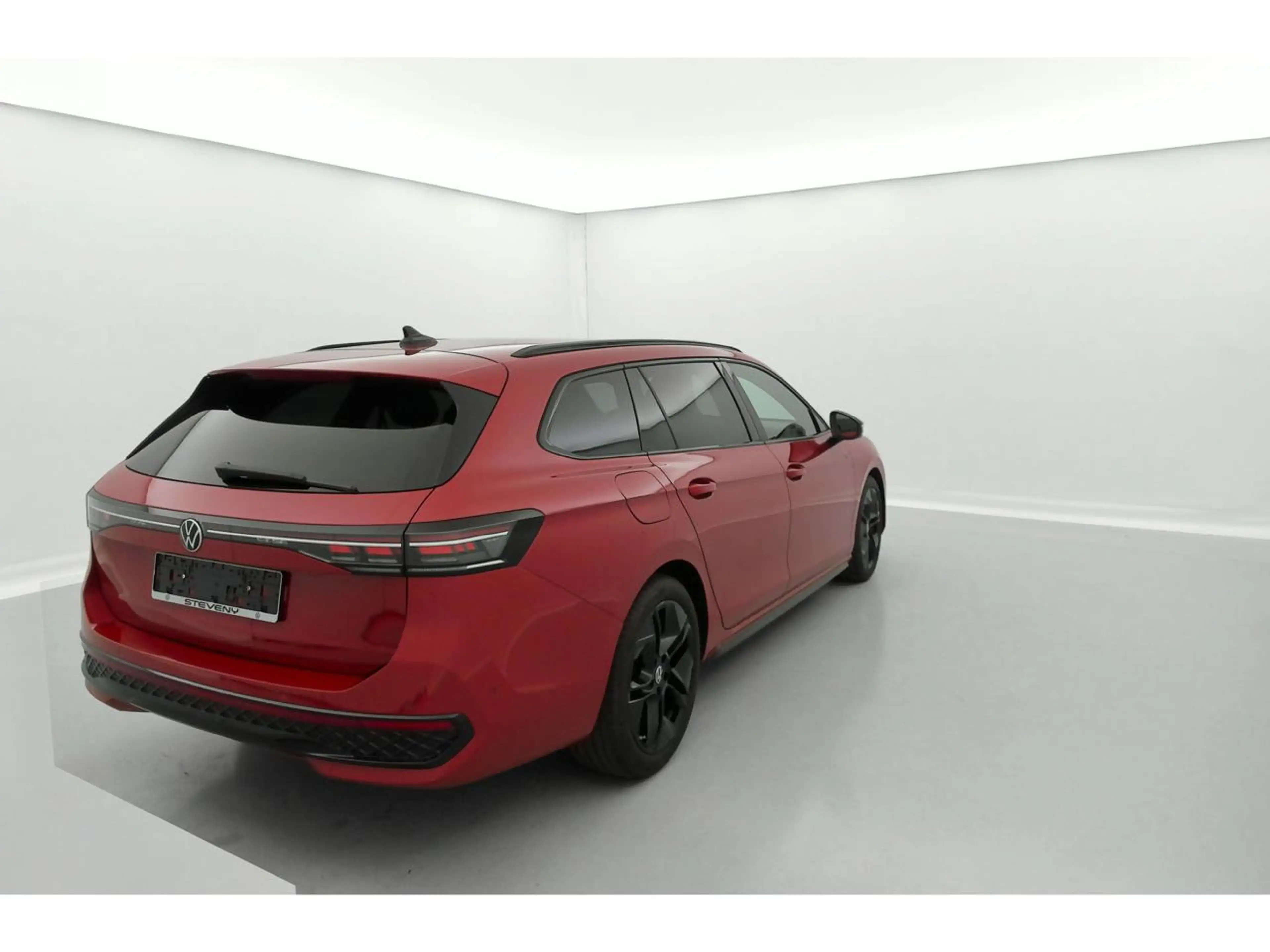 Volkswagen Passat Variant Passat Variant 1.5 eTSI R-Line Business Premium OPF DSG — photo 14