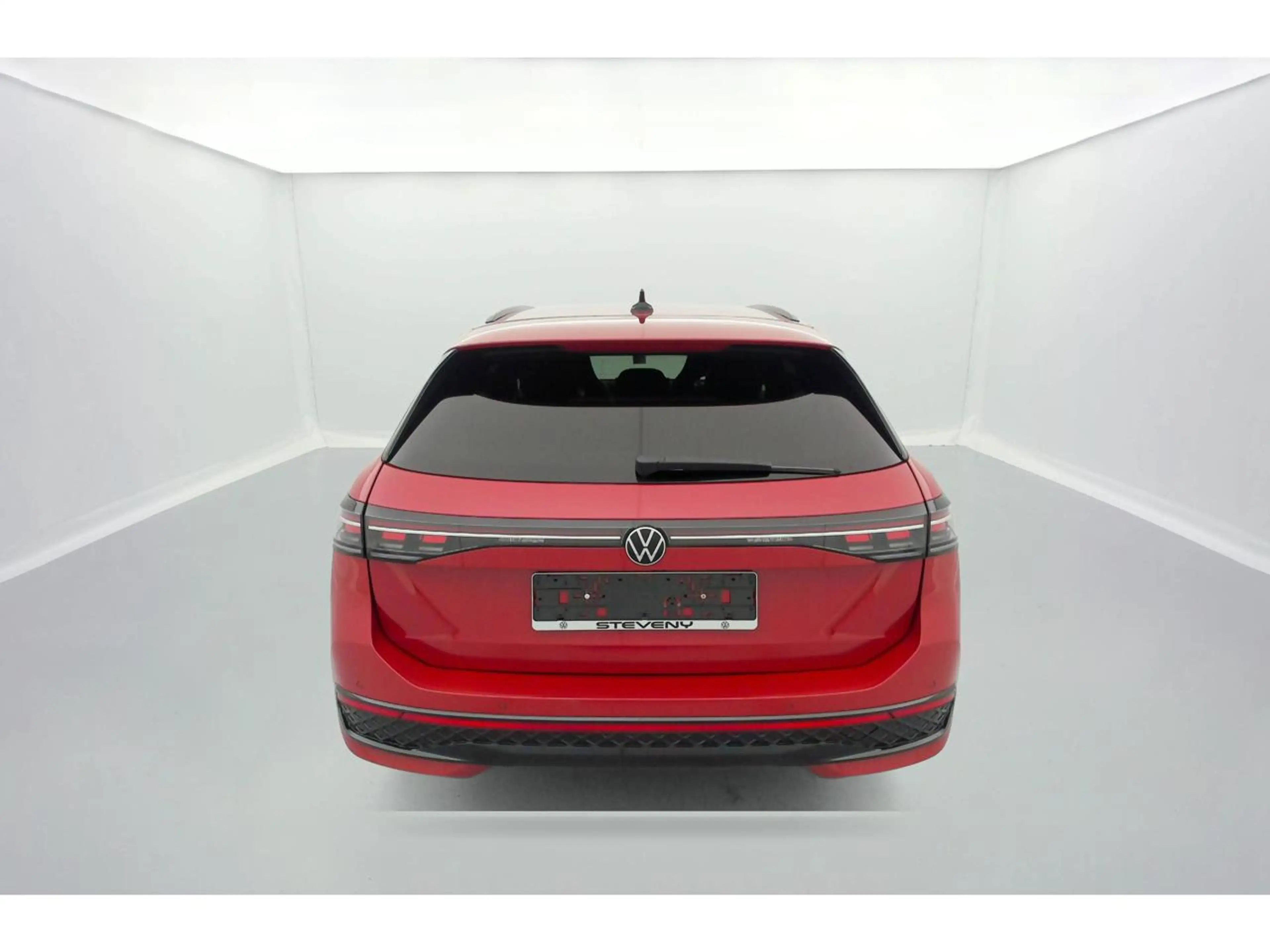 Volkswagen Passat Variant Passat Variant 1.5 eTSI R-Line Business Premium OPF DSG — photo 7