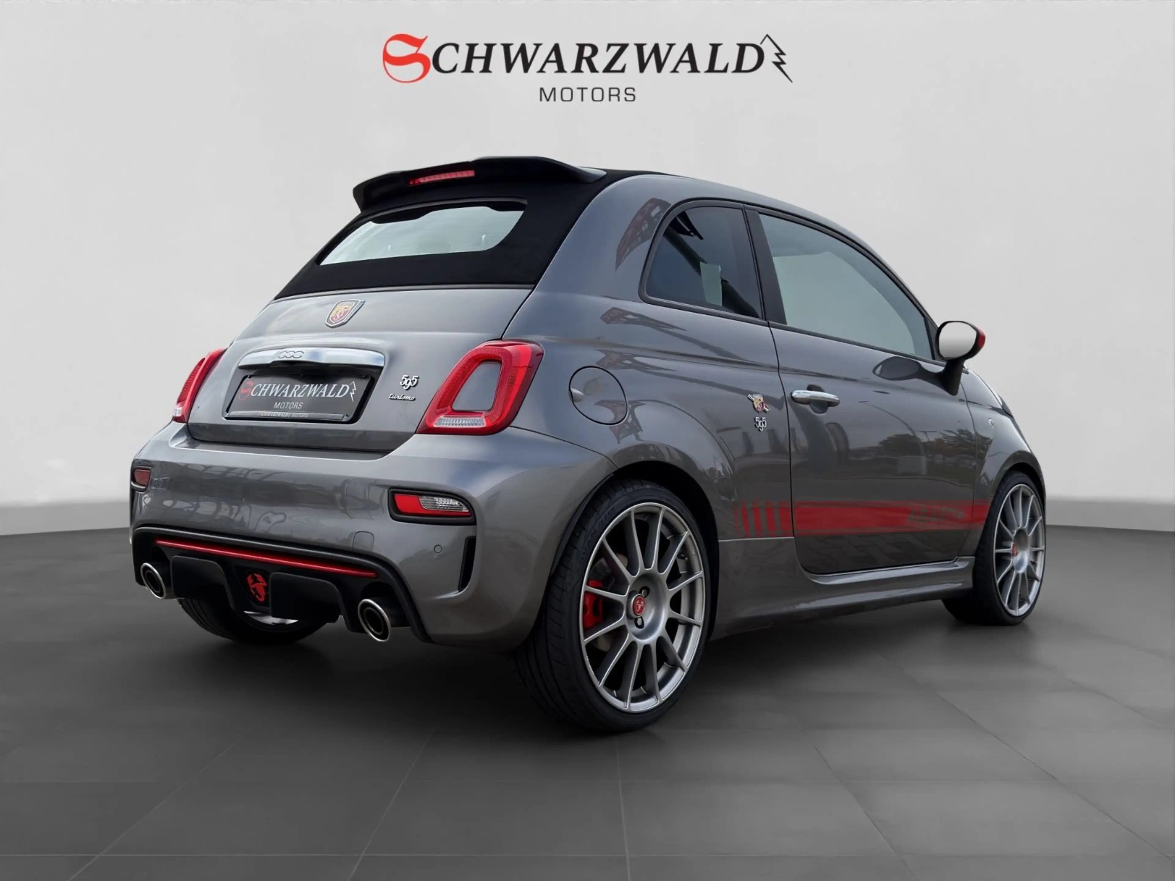 Abarth 595C 1.4 Turbo Turismo Navi Xenon DAB Navi — photo 5
