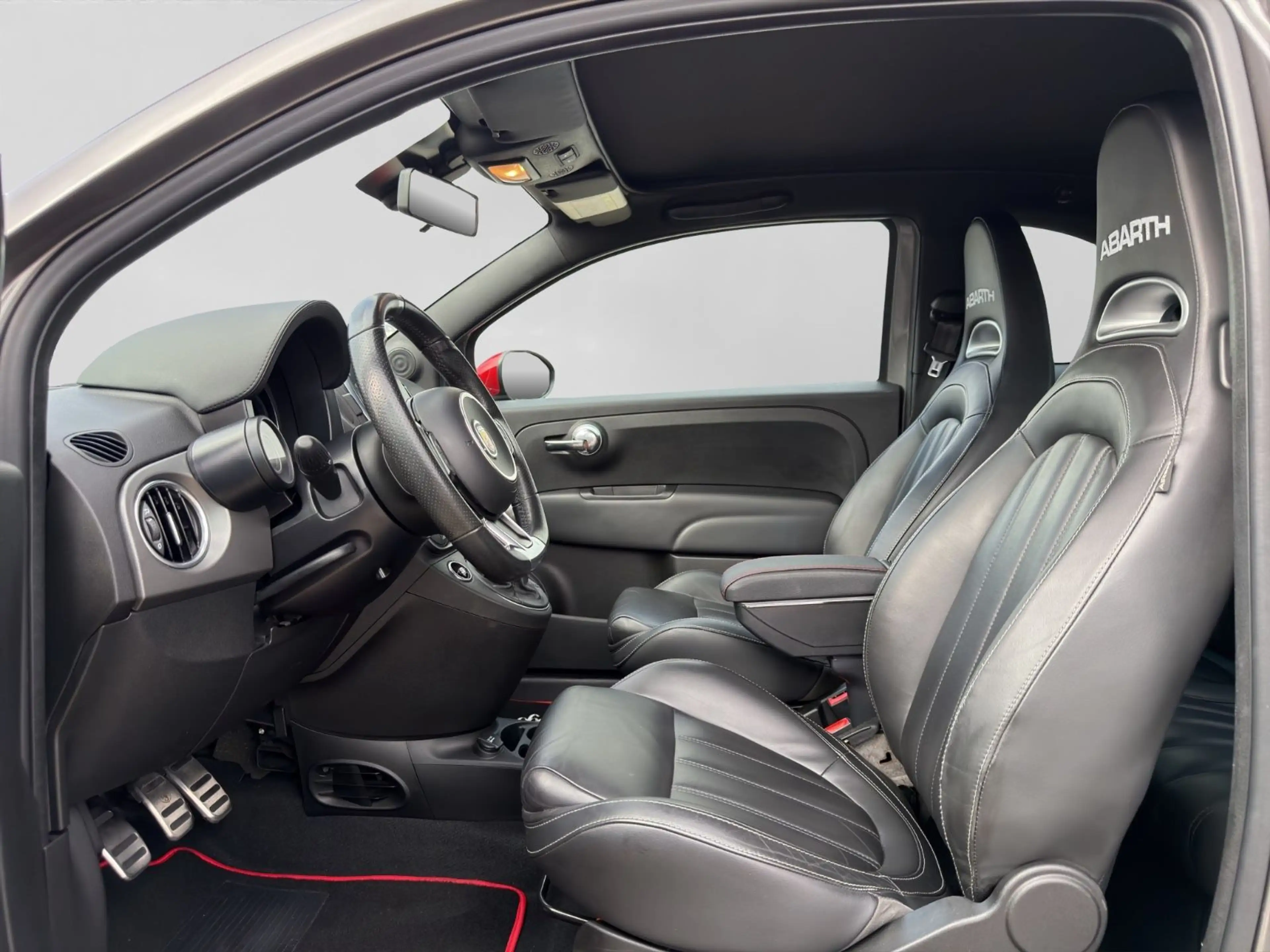 Abarth 595C 1.4 Turbo Turismo Navi Xenon DAB Navi — photo 9