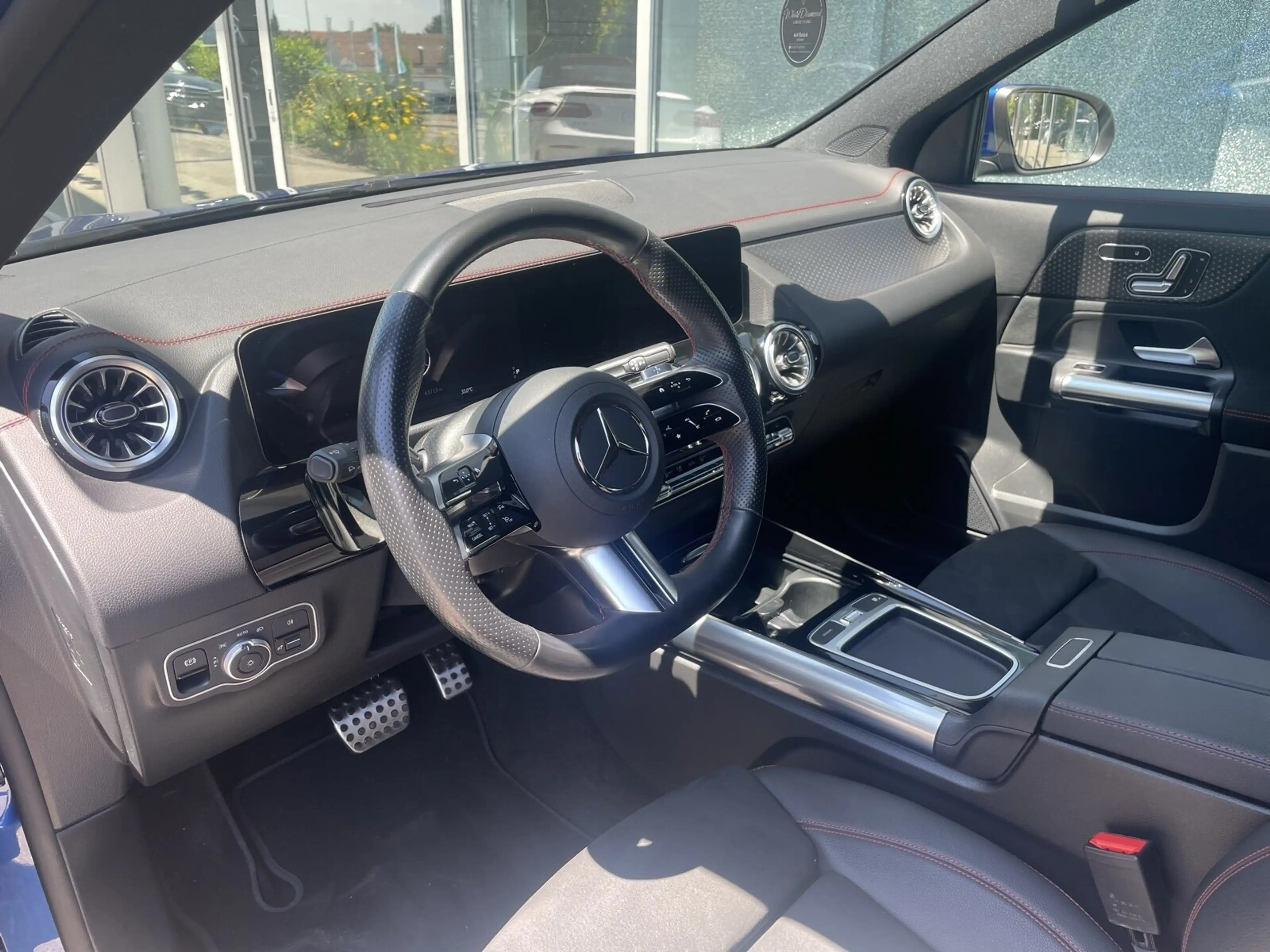 Mercedes-Benz EQA 350 EQA 350 4M AMG *AHK*DISTR*360CAM*LED*TOTWINKEL* — photo 9