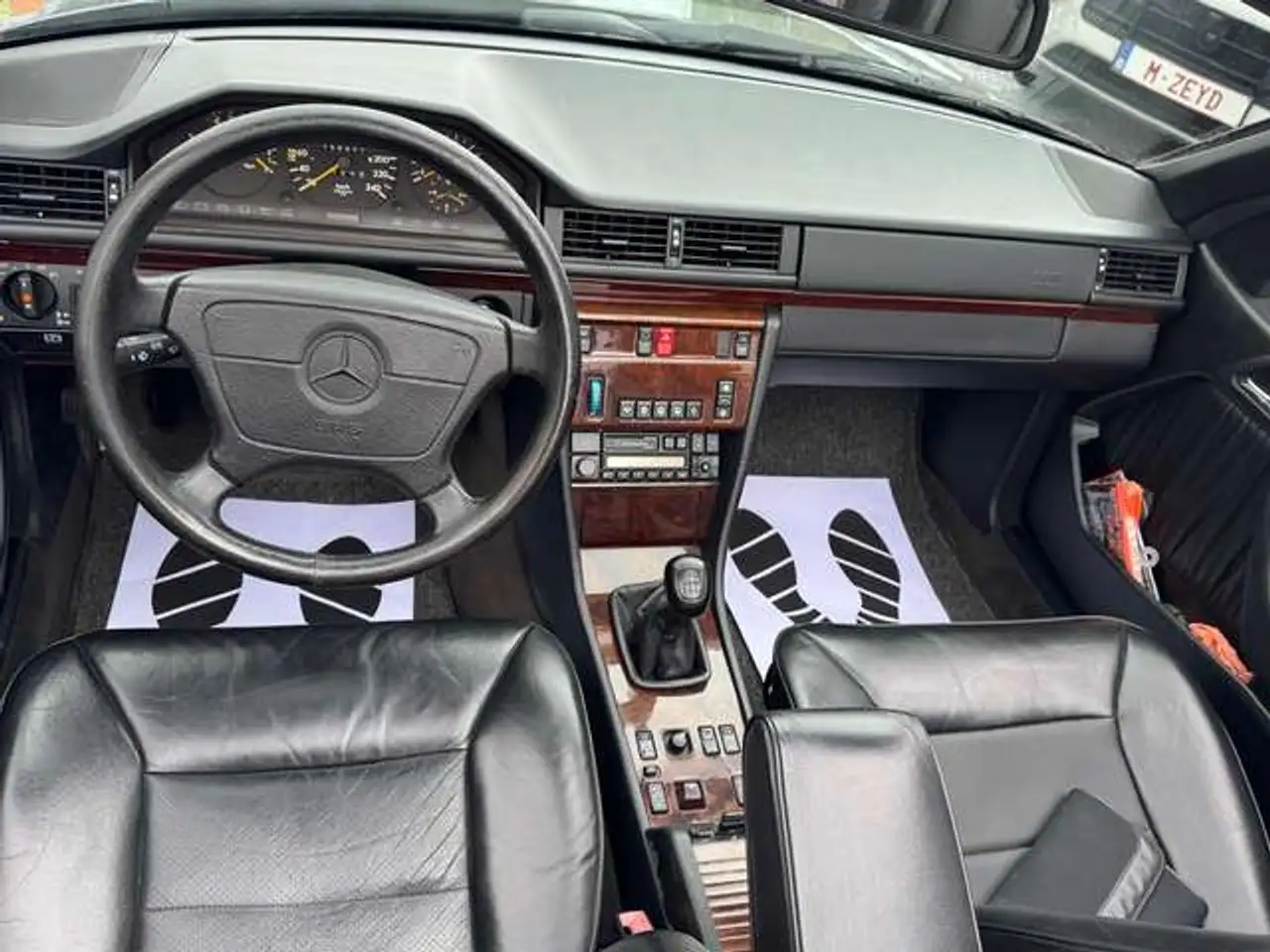 Mercedes-Benz E 200 Cabriolet/Ancetre-Oldtimer-150.000Kilometres!, foto 10