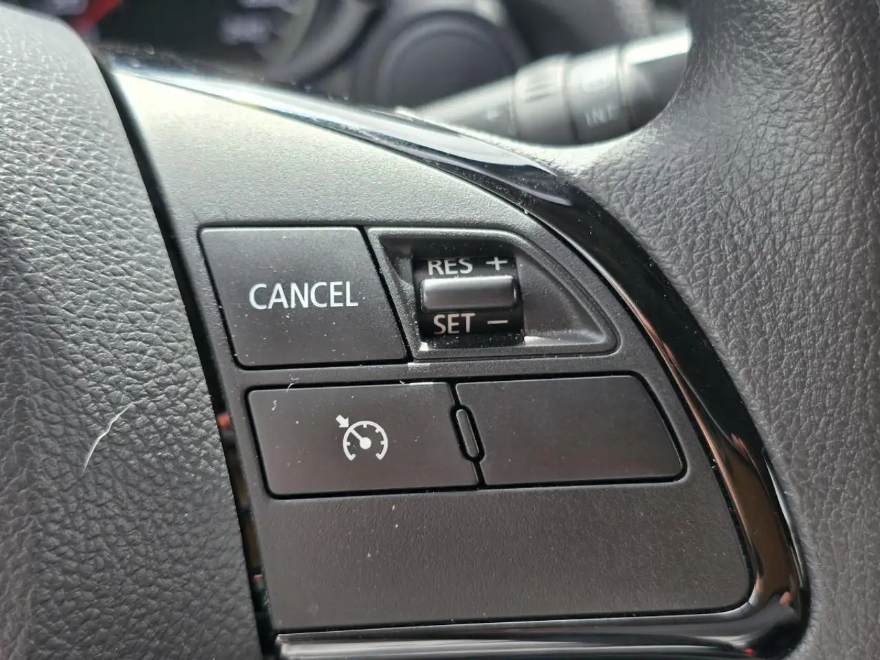 Mitsubishi Eclipse Cross снимка Mitsubishi Eclipse Cross