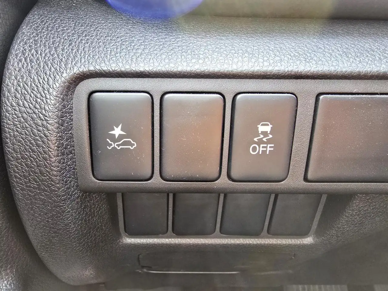 Mitsubishi Eclipse Cross снимка Mitsubishi Eclipse Cross