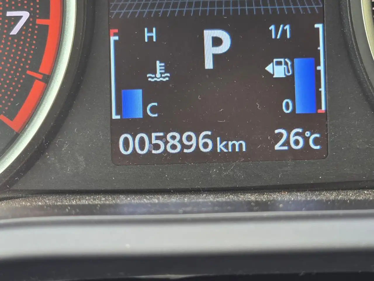 Mitsubishi Eclipse Cross снимка Mitsubishi Eclipse Cross