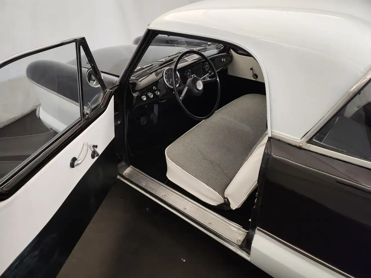 AMC Metropolitan, foto 5