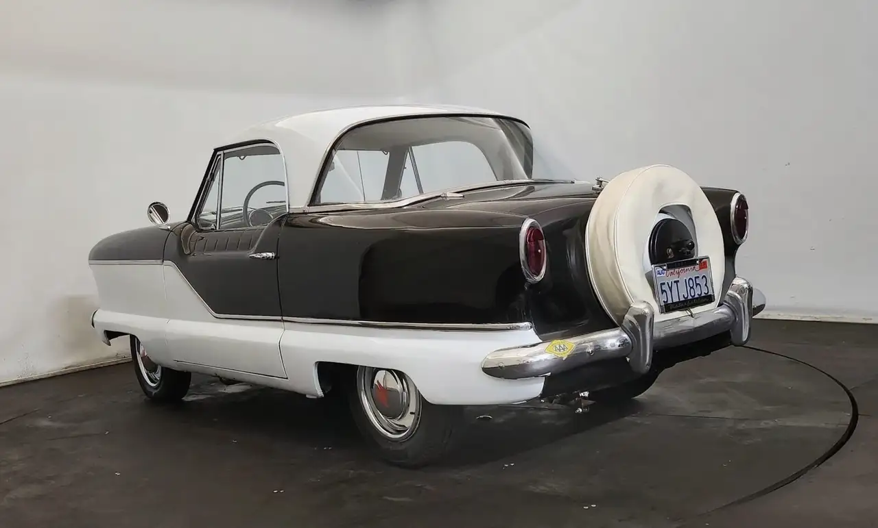 AMC Metropolitan, foto 3