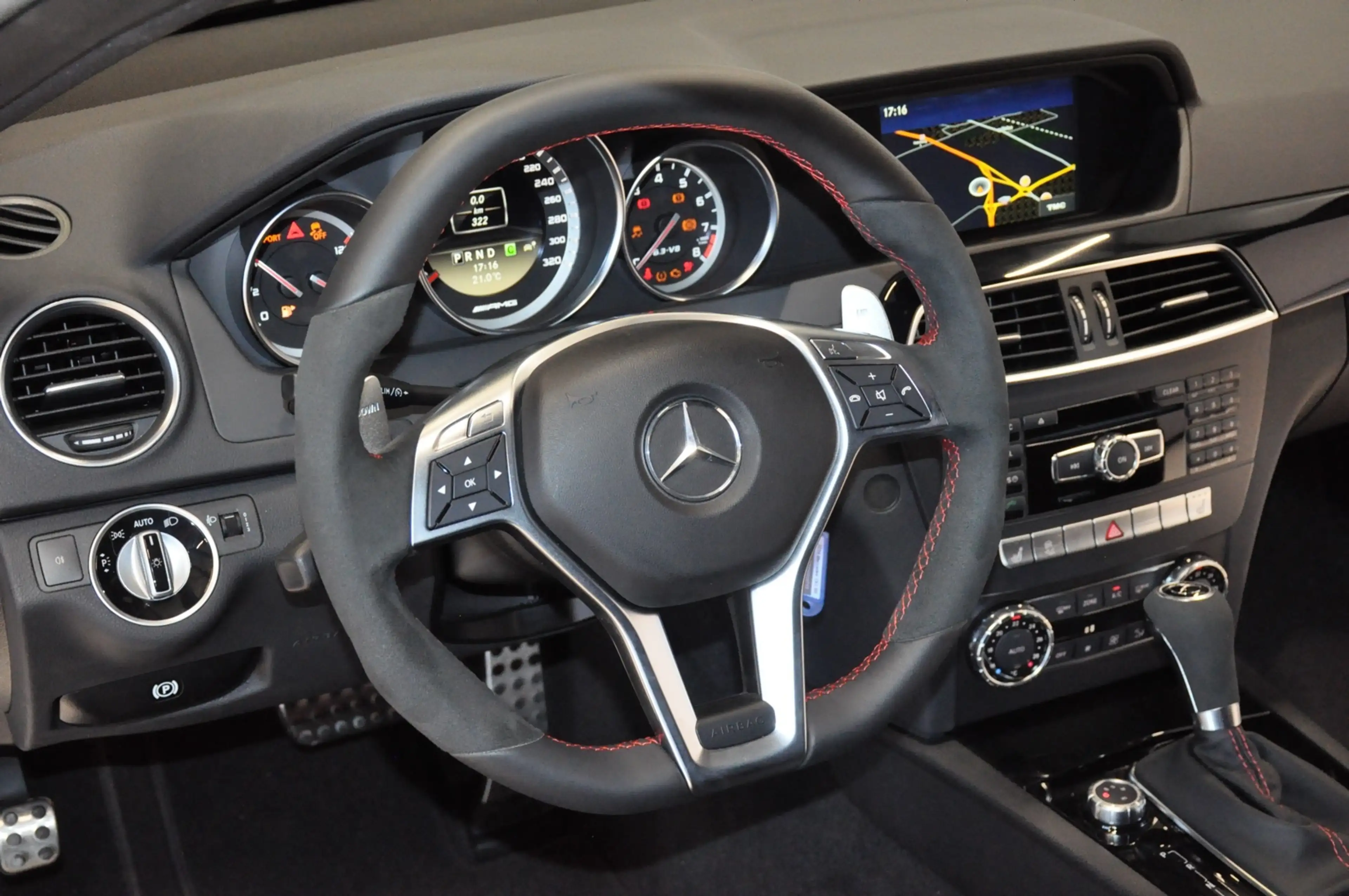 Mercedes-Benz C 63 AMG C63 AMG Black Series C204 origineel 322 km — photo 8