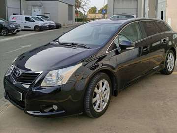 Avensis CS 2.2D-4D Executive Executive