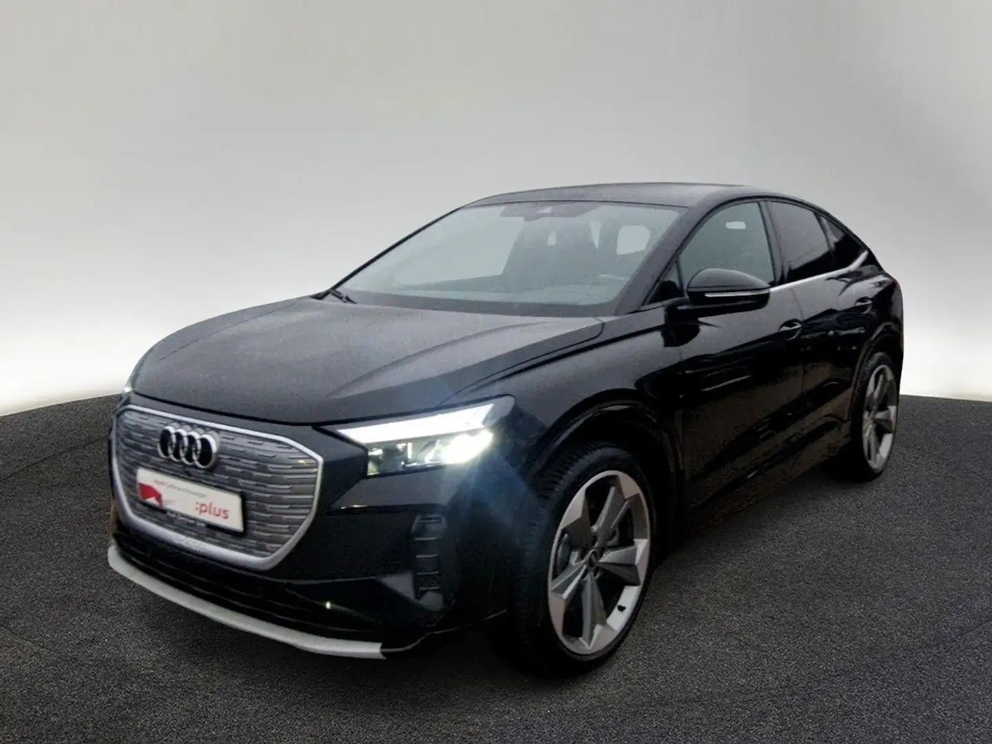 Audi Q4 e-tron 50 quattro AHK HuD LED NAV Schwarz - 2