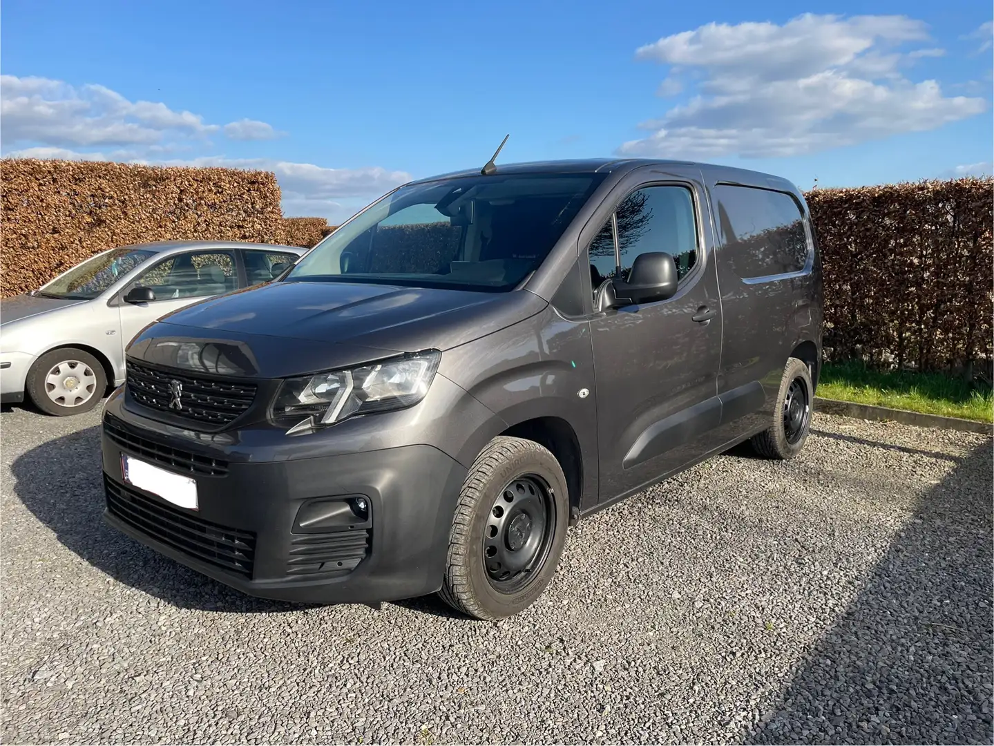 Peugeot Partner 1.5 HDI (130 ch) chassis standard version Asphalt Gris - 2