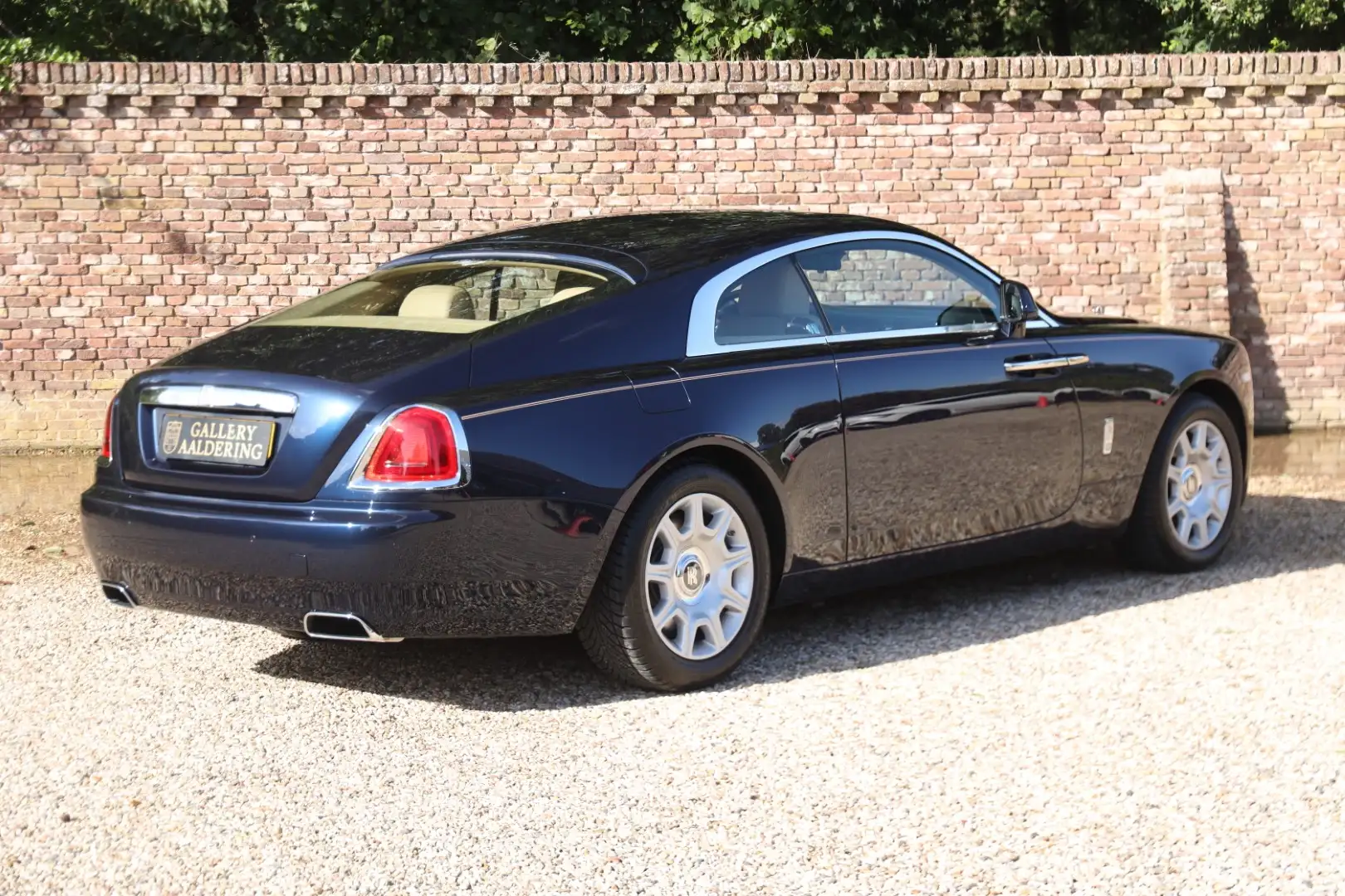 Rolls-Royce Wraith Coupé "Midnight Sapphire II" Presented in "Midnigh Modrá - 2