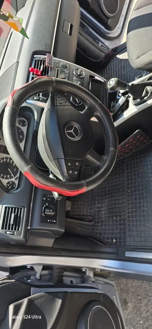 Mercedes-Benz 180 - 2