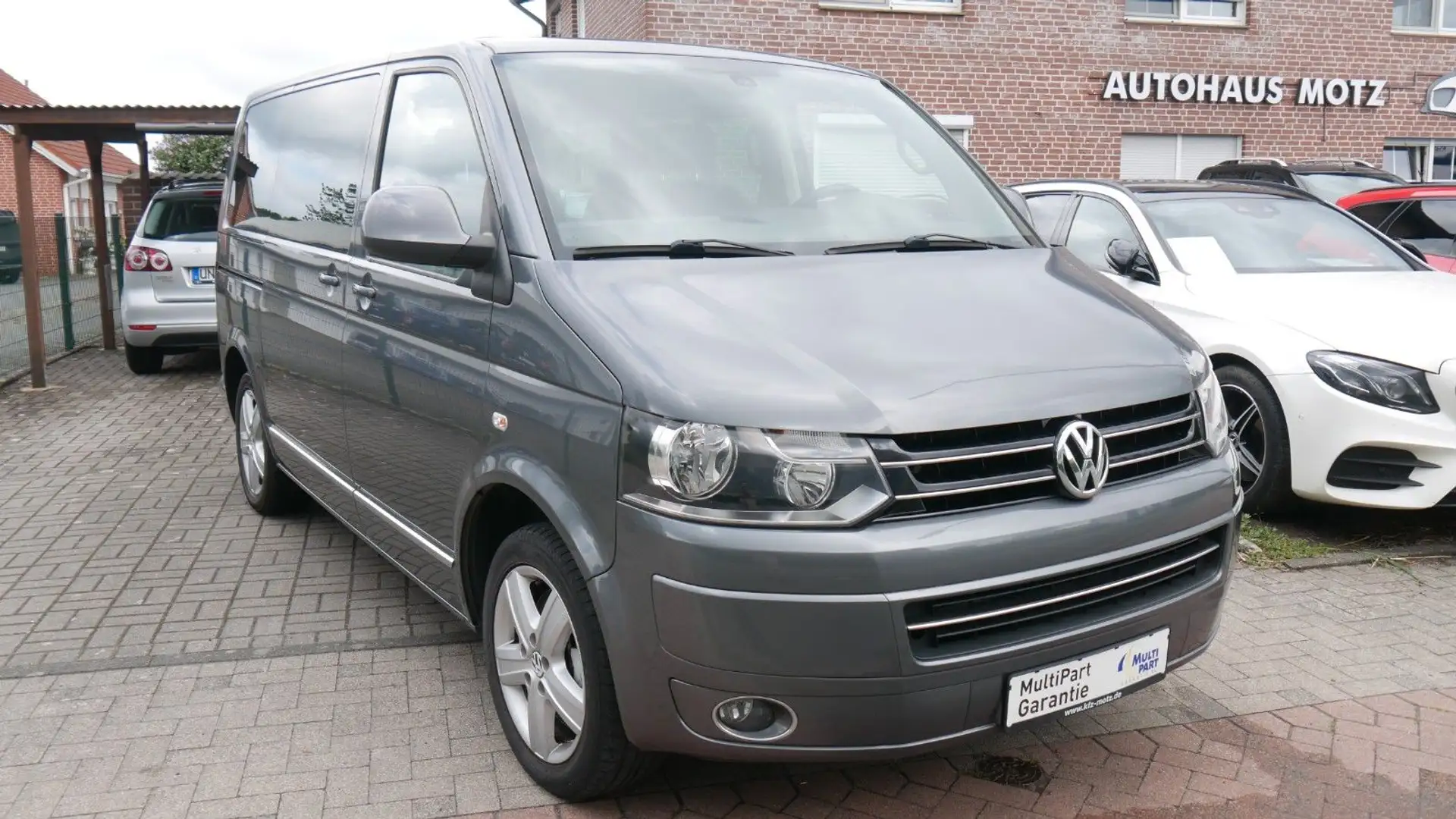 Volkswagen T5 Multivan Highline Gris - 1