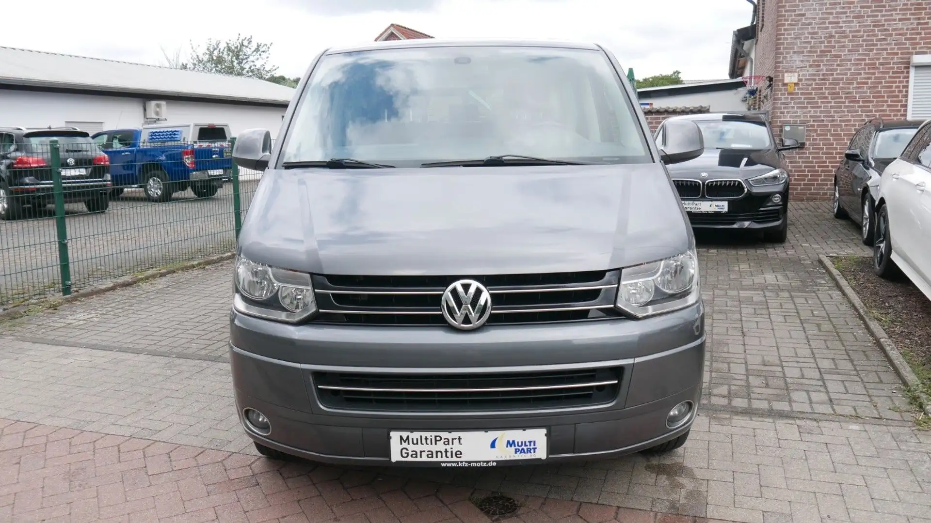 Volkswagen T5 Multivan Highline Gris - 2