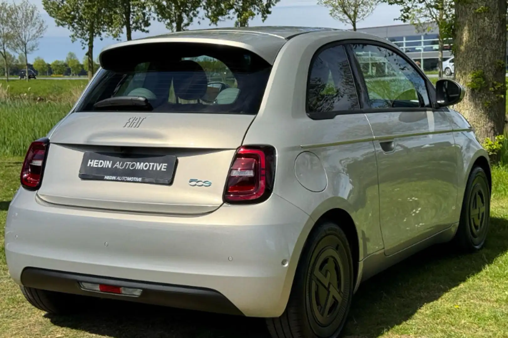 Fiat 500 Giorgio Armani Edition 42 kWh Airco | JBL Sound | Grijs - 2