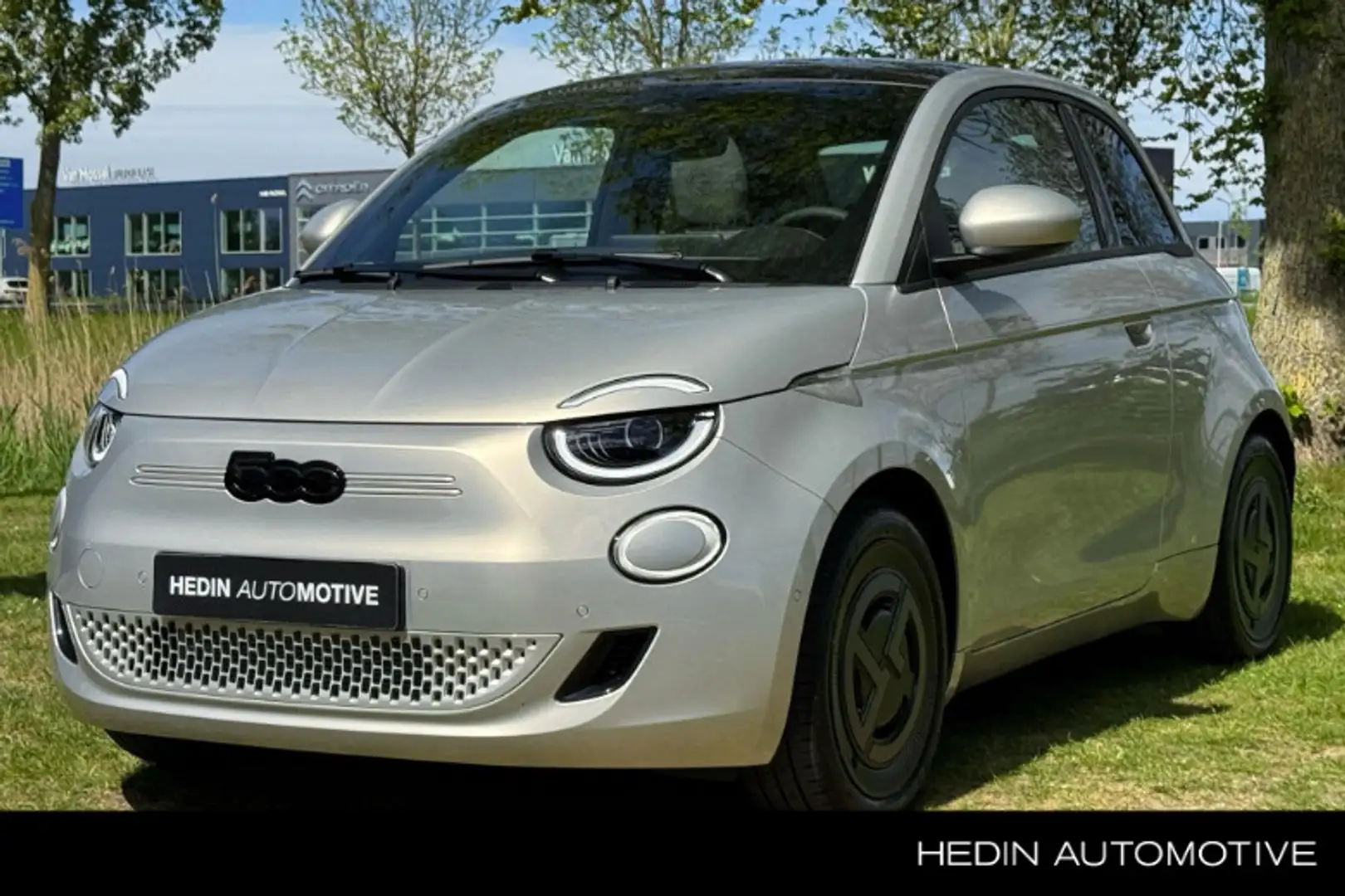 Fiat 500 Giorgio Armani Edition 42 kWh Airco | JBL Sound | Grijs - 1