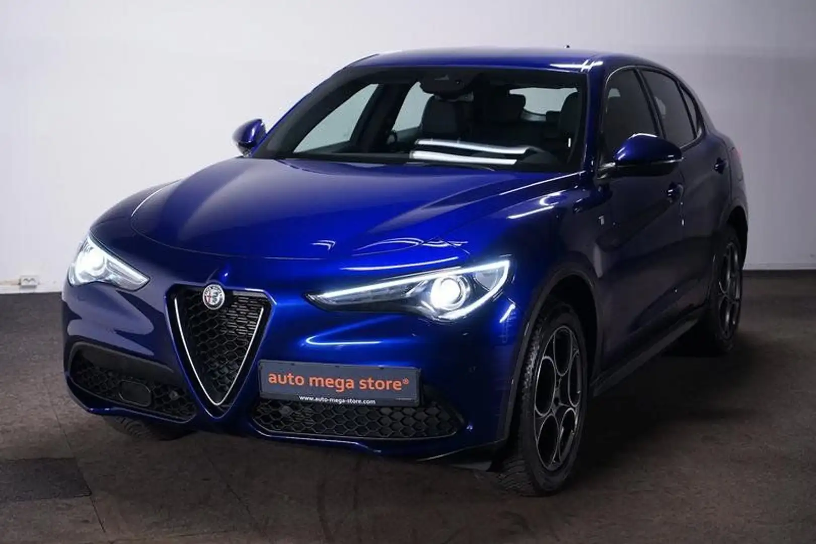 Alfa Romeo Stelvio 2.0 Turbo 16V Ti Q4 Kamera/ACC/AUT/KeyLe Blau - 1