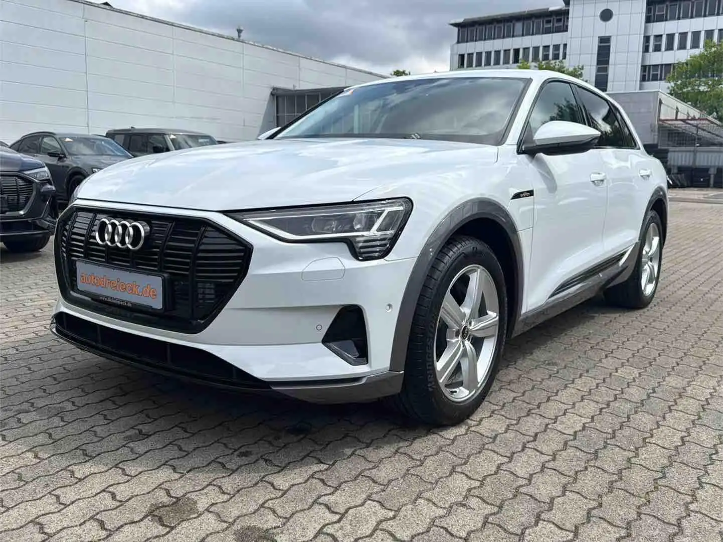 Audi e-tron 55 ACC AHK BLACK HuD NIGHT 20Z SHZ VC Weiß - 1
