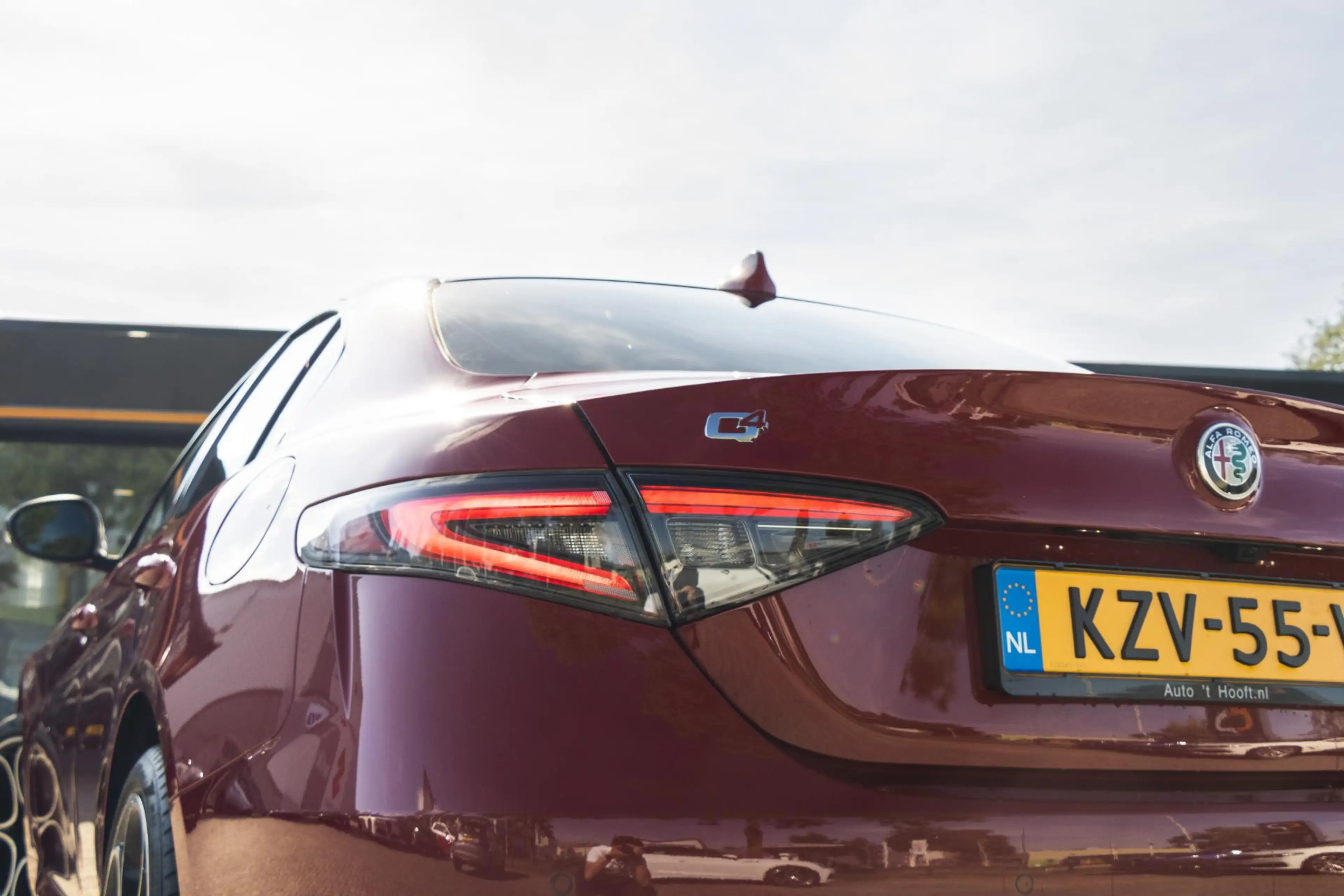 Alfa Romeo Giulia 2.0 T GME AWD Competizione Harman Kardon | ADAS 2 — photo 7