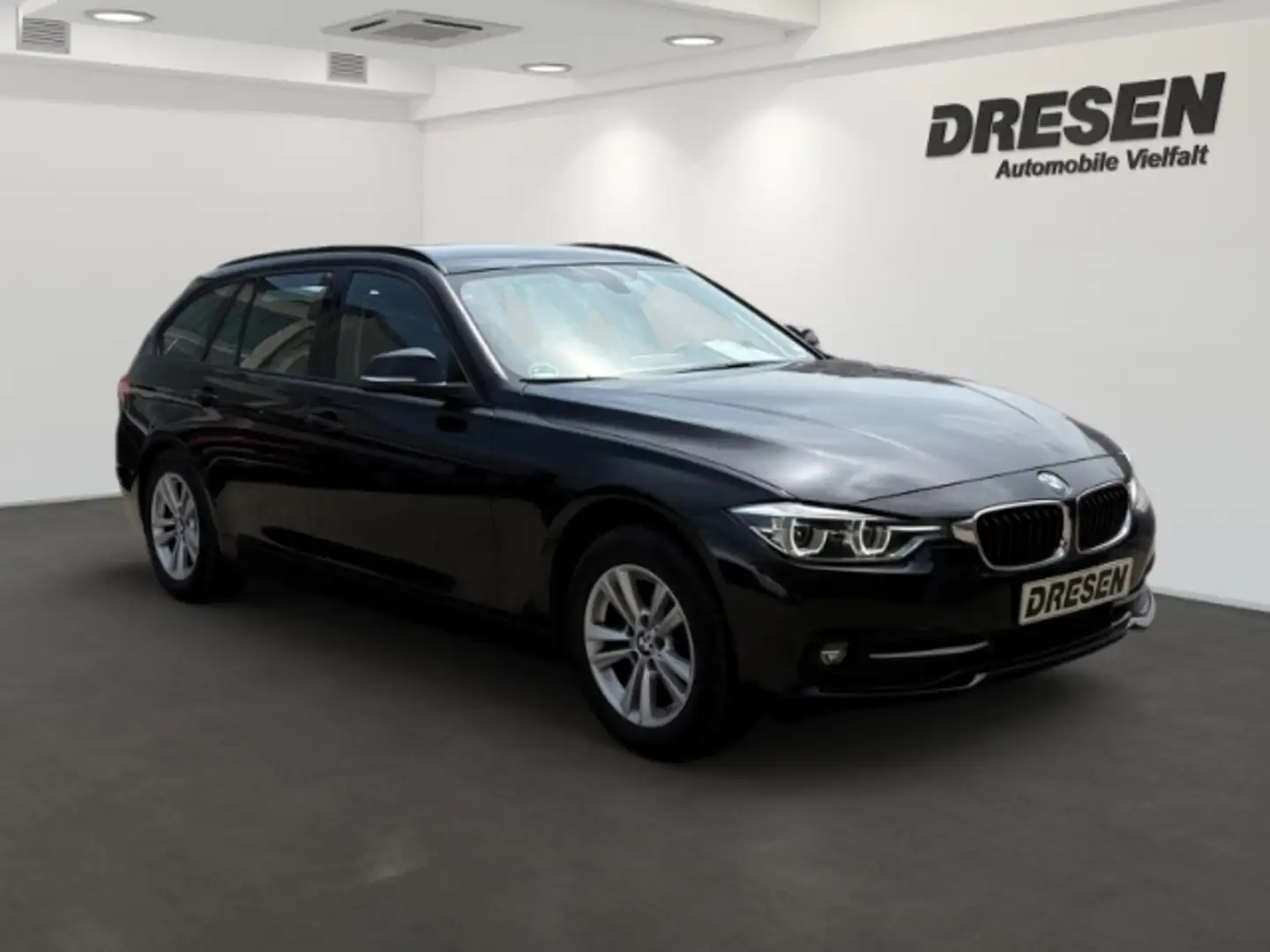 BMW 320 d Touring Sport Line Automatik Navi LED El. Heckkl Schwarz - 2