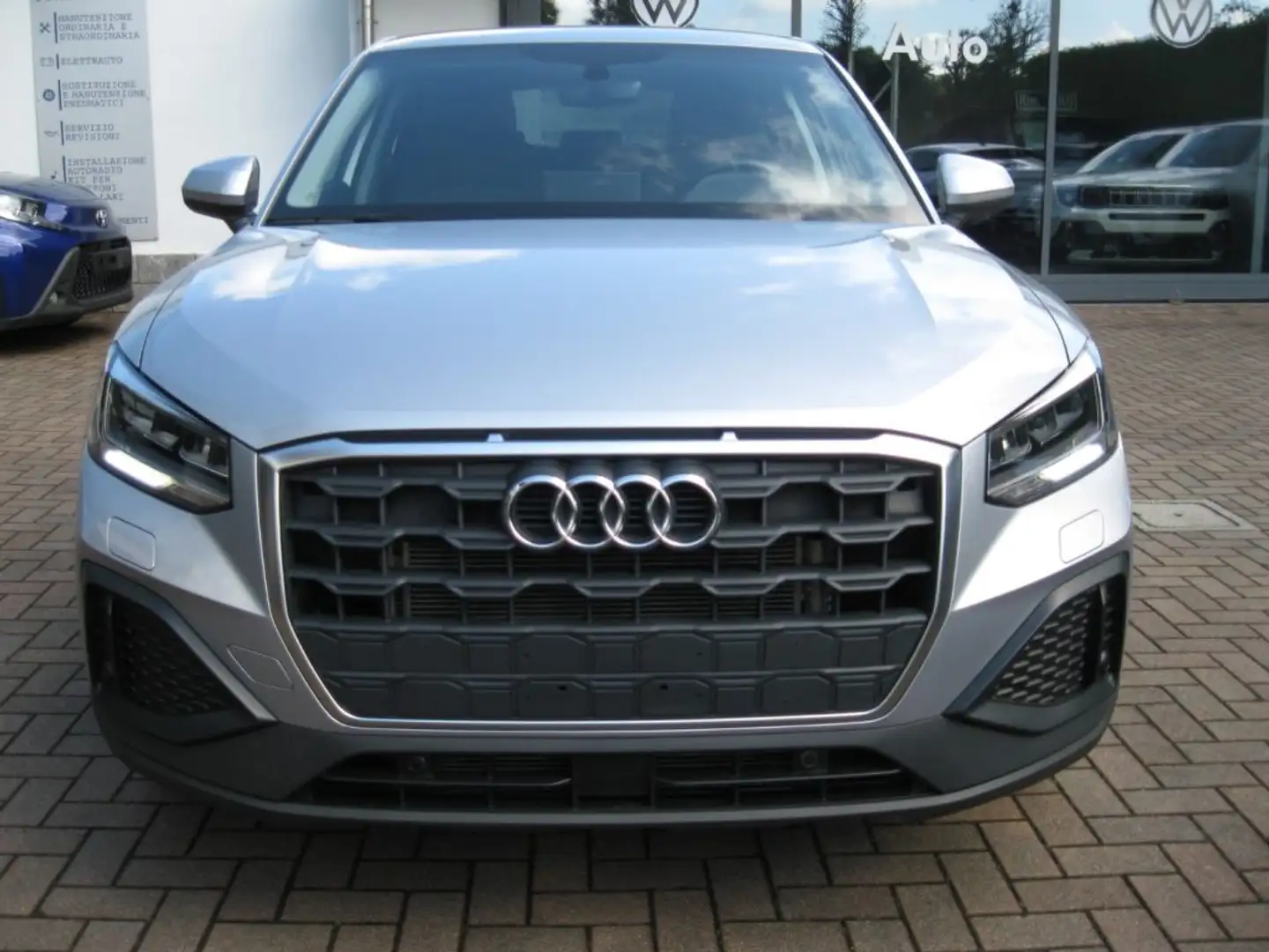 Audi Q2 35 TFSI S tronic Business Argento - 1