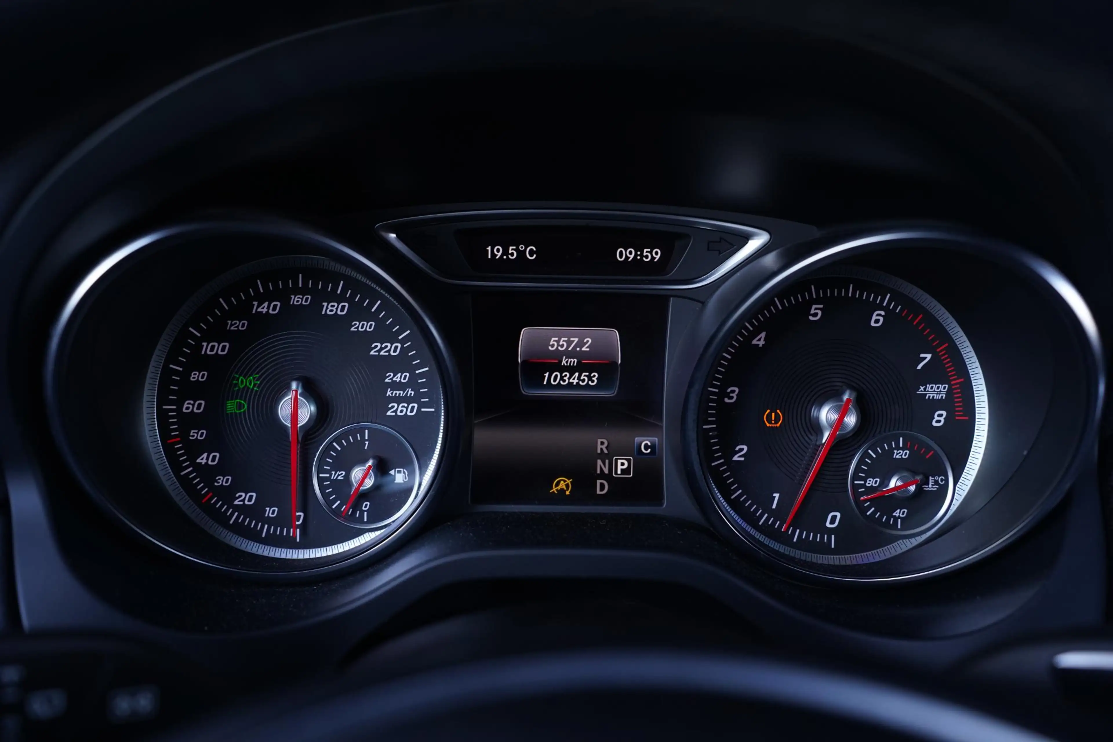 Mercedes-Benz CLA 200 Shooting Brake Edition AMG-pakket PDC v+a Led-verl — photo 17