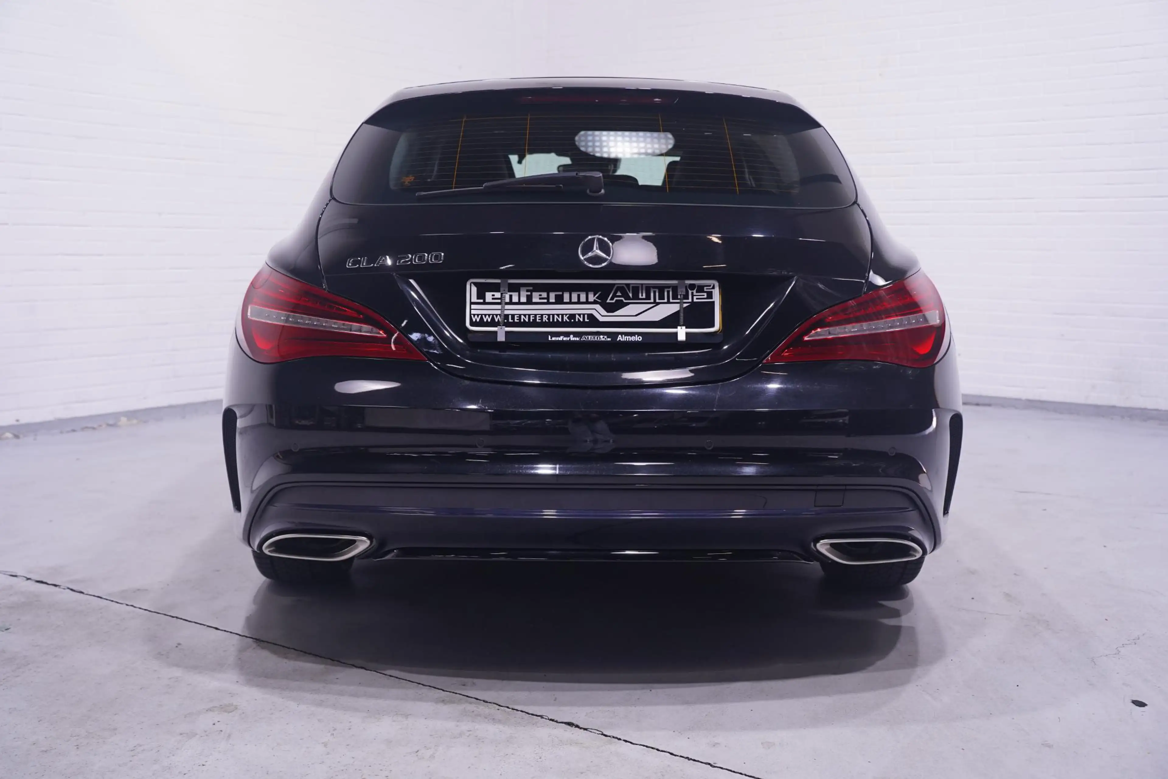 Mercedes-Benz CLA 200 Shooting Brake Edition AMG-pakket PDC v+a Led-verl — photo 12