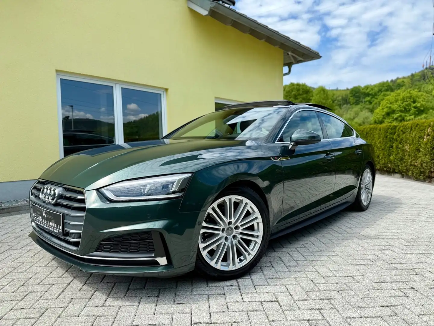 Audi A5 Sportback 2.0 TFSI S-Line-Virtual-Pano-B&O Vert - 2