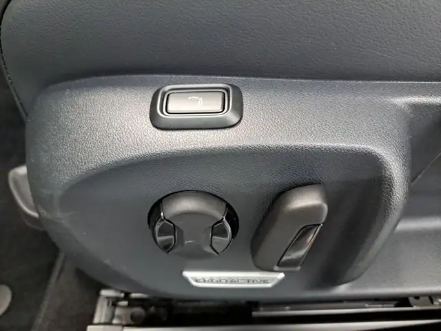 Volkswagen Passat view 9